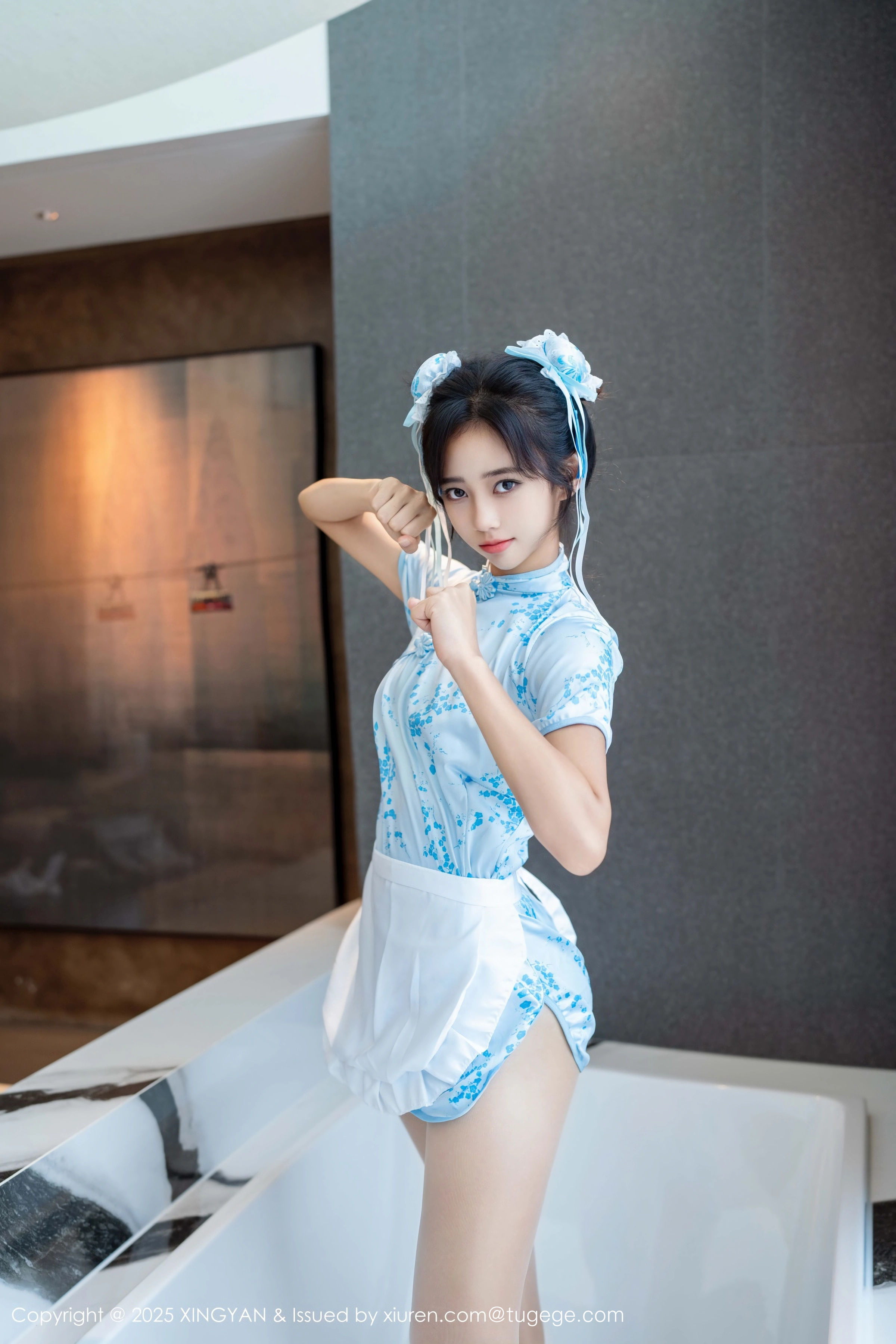 [XINGYAN星颜社] 2025.10.22 VOL.414 时安安 蓝色旗袍 白色丝袜 性感写真 [71+1P]