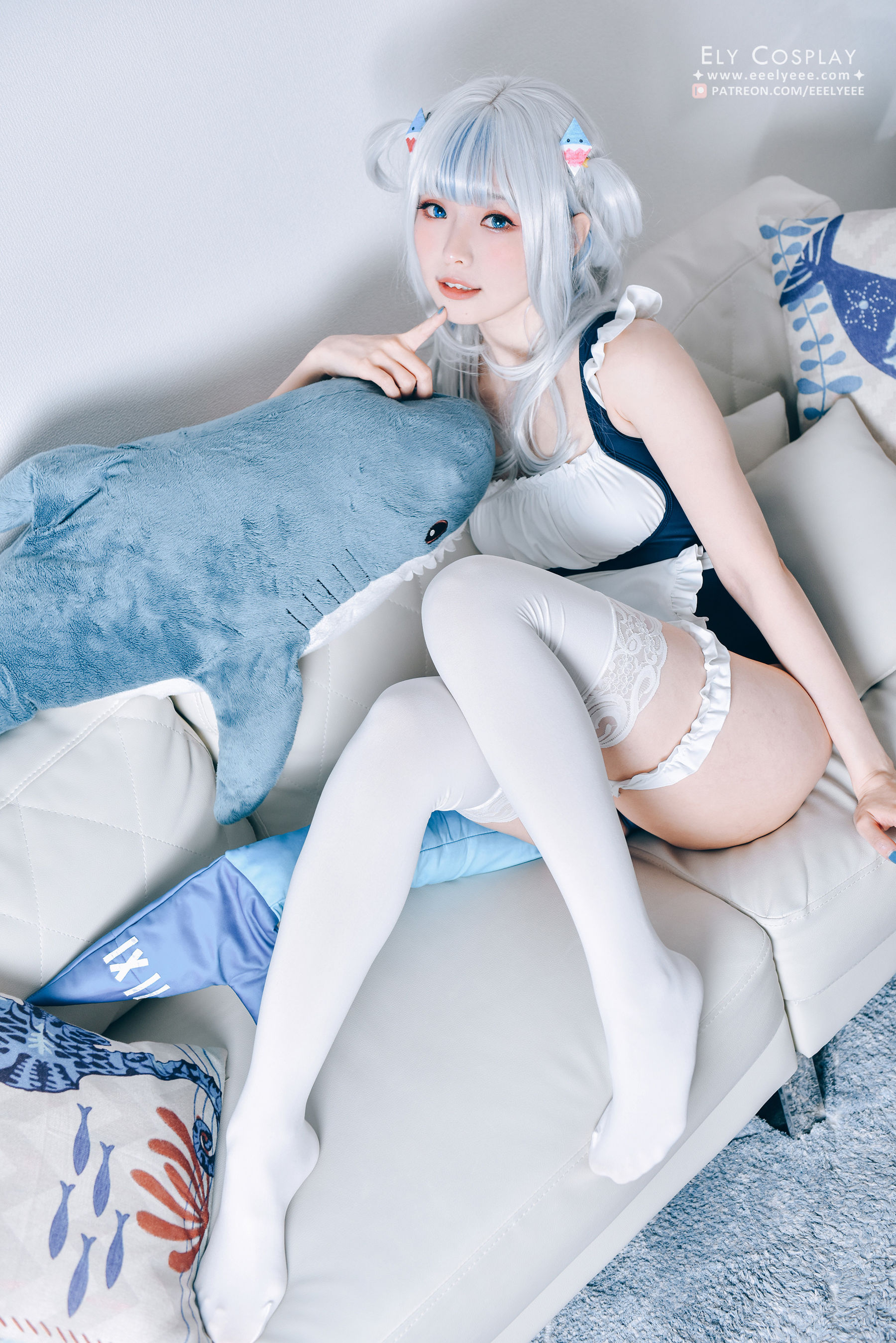 [COSPLAY] Ely_eee(ElyEE子) – Gura Swimsuit