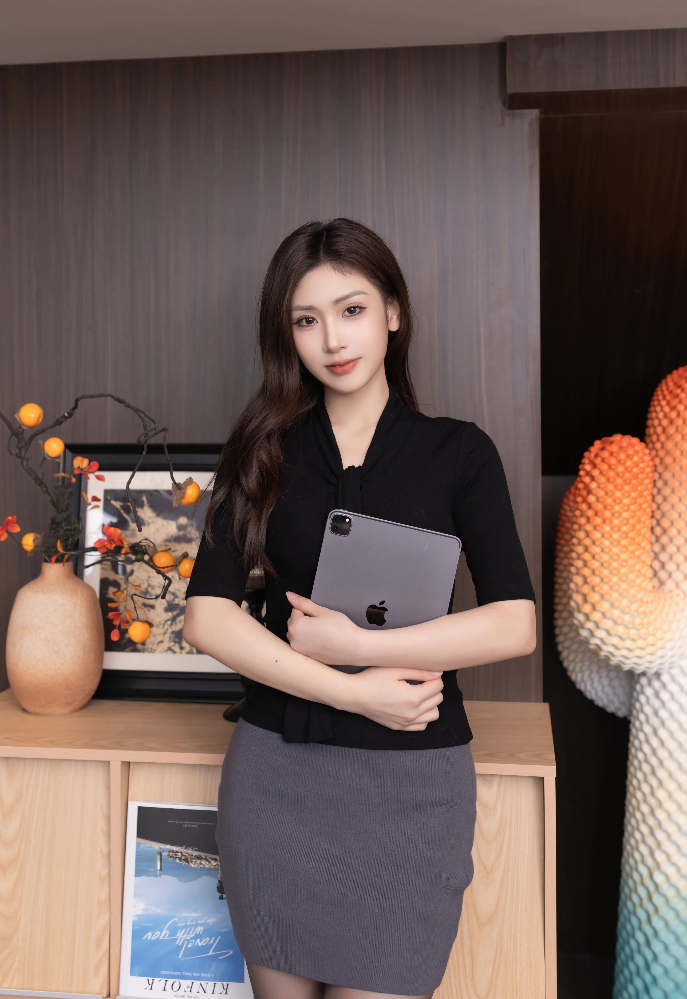 [XiuRen秀人网] 2025.10.30 No.10930 刘婷婷 黑色OL服饰 性感写真 [77+1P]