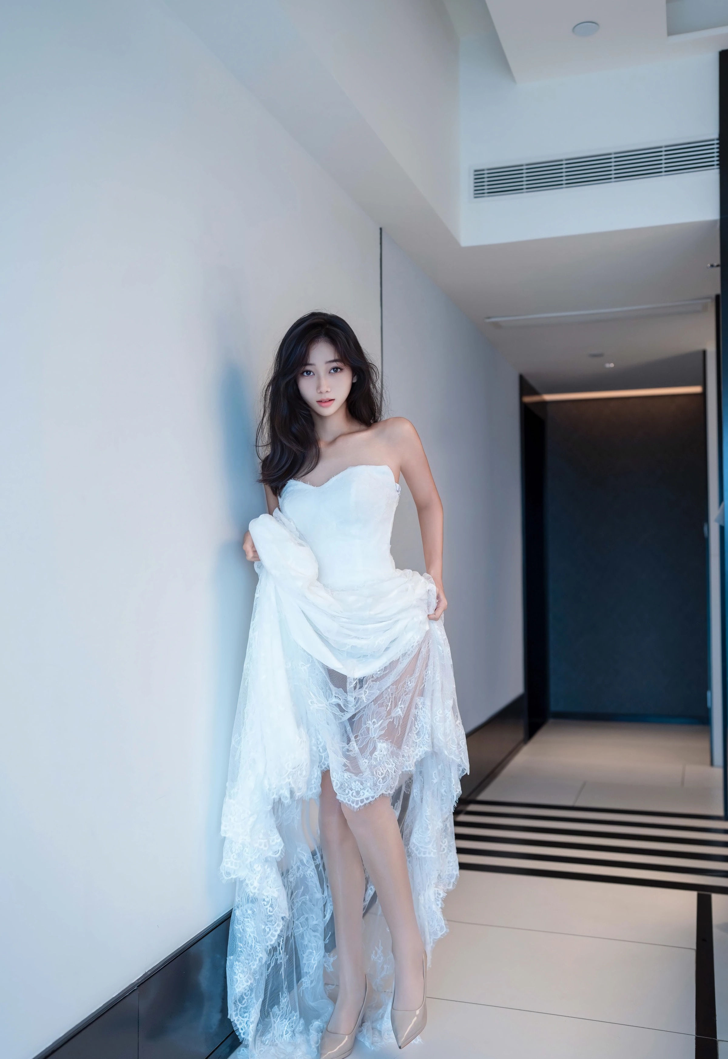 [XINGYAN星颜社] 2025.10.31 VOL.419 时安安 白色连衣裙 诱人白色丝袜 性感写真 [75+1P]