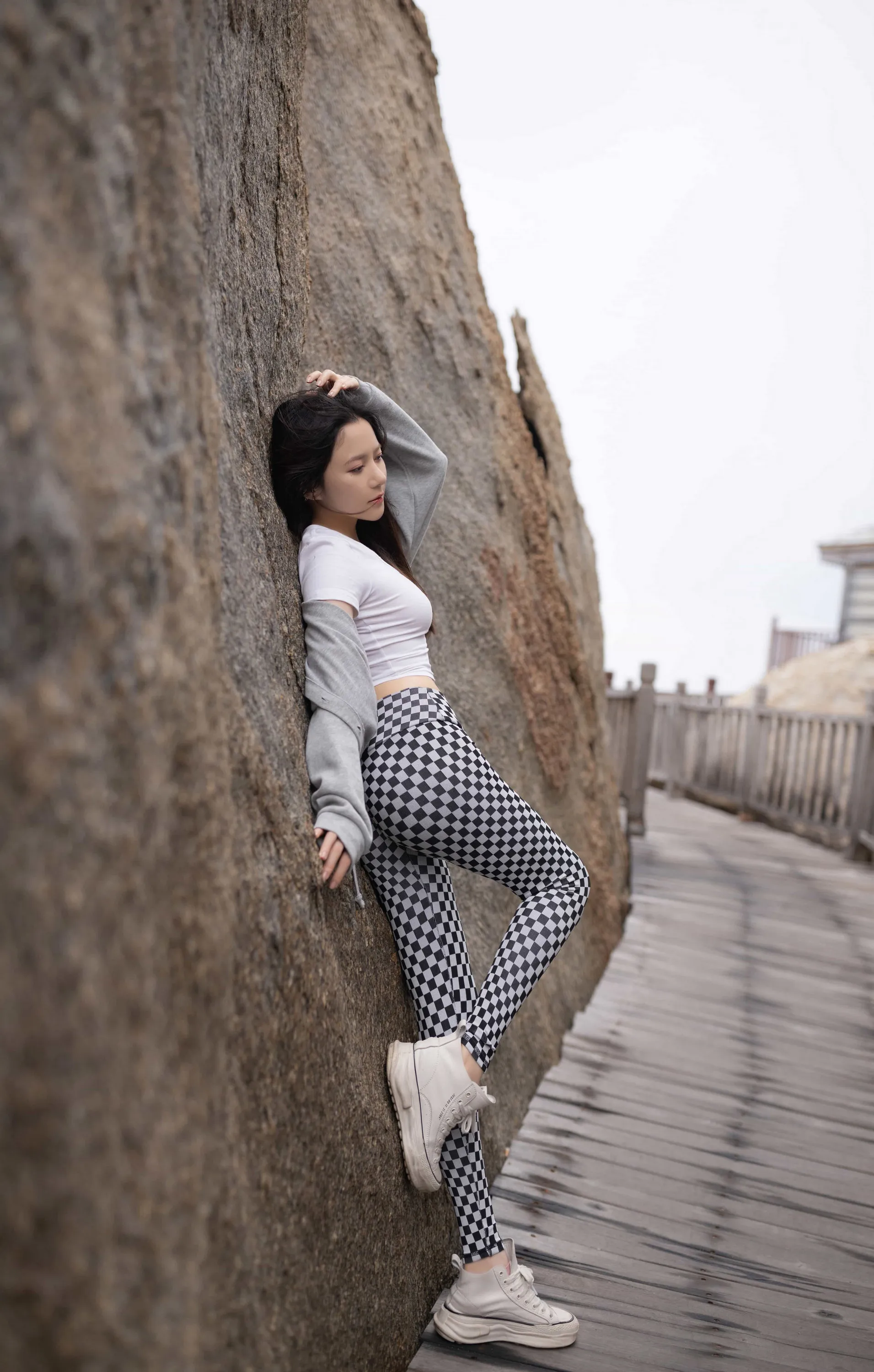 [秀人内购] 鱼子酱Fish 诱人私拍福利 魔力安全带