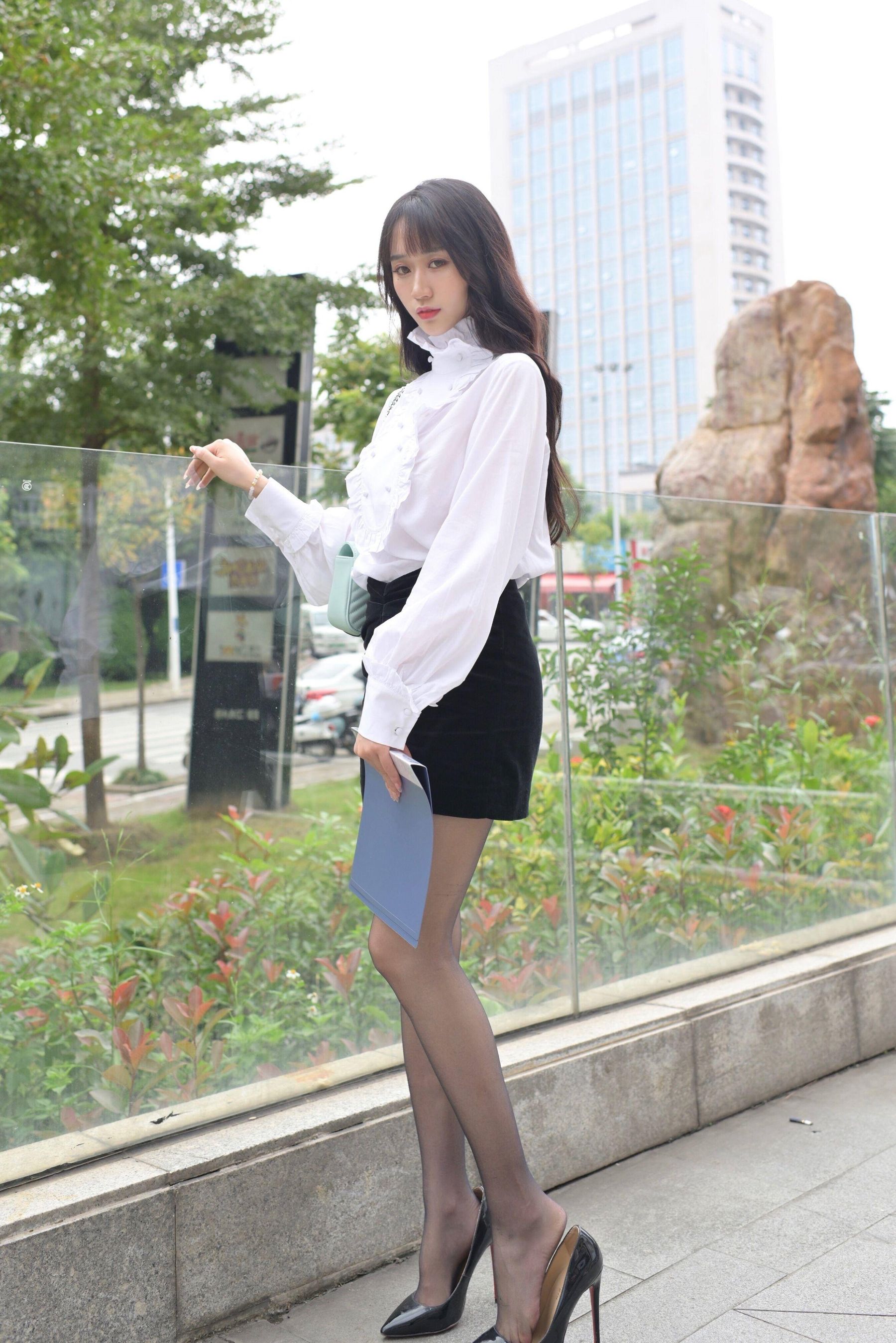 [我丝你想] MX006 美西 公交车站奇遇记1 [67P]