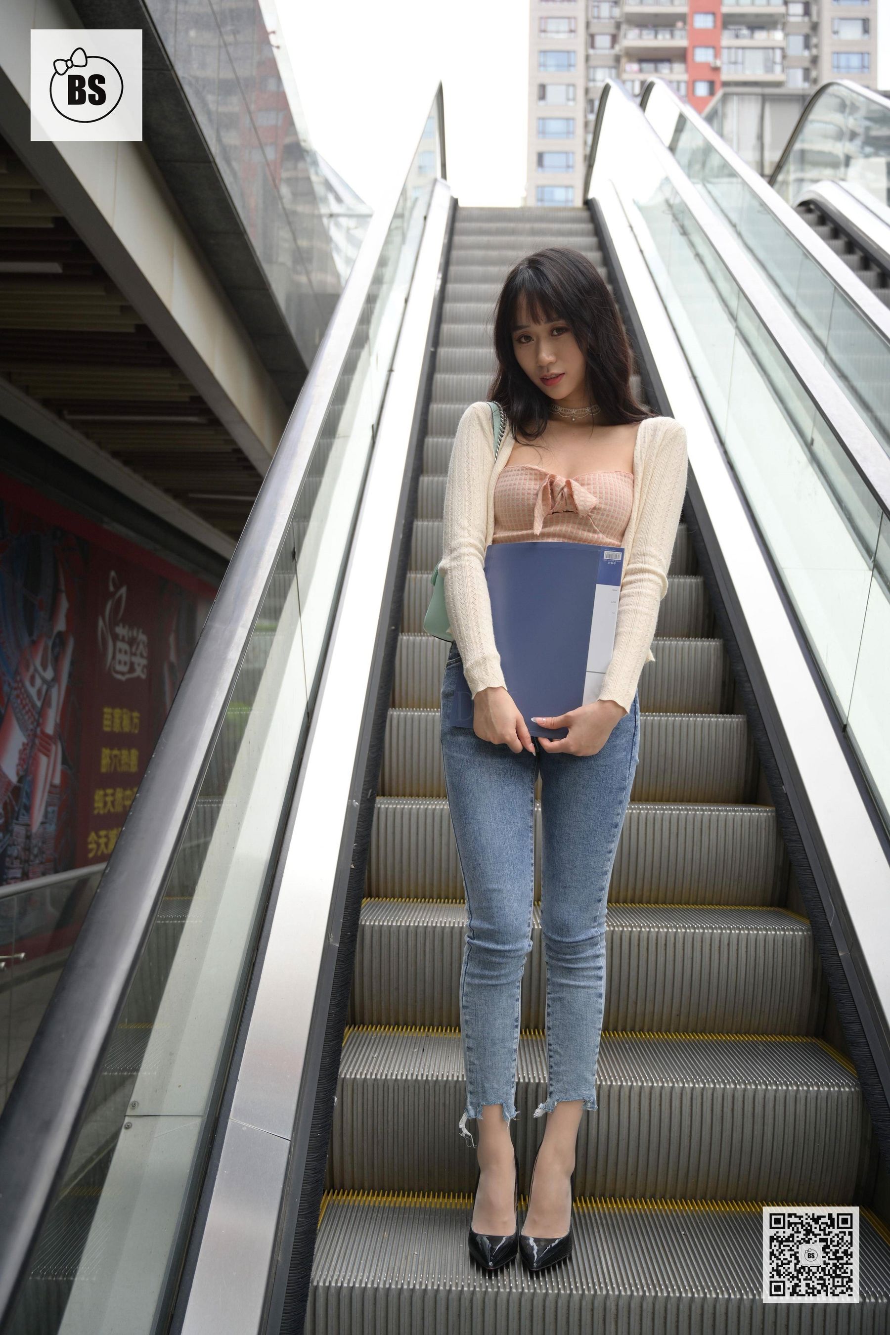 [我丝你想] MX008 美西 公交车站奇遇记3 [73P]