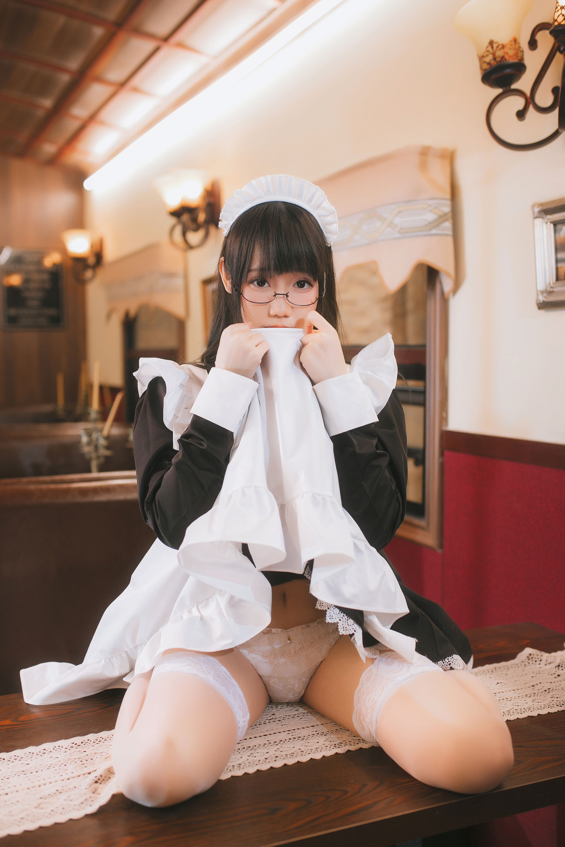 [COSPLAY] 焖焖碳 – 女仆