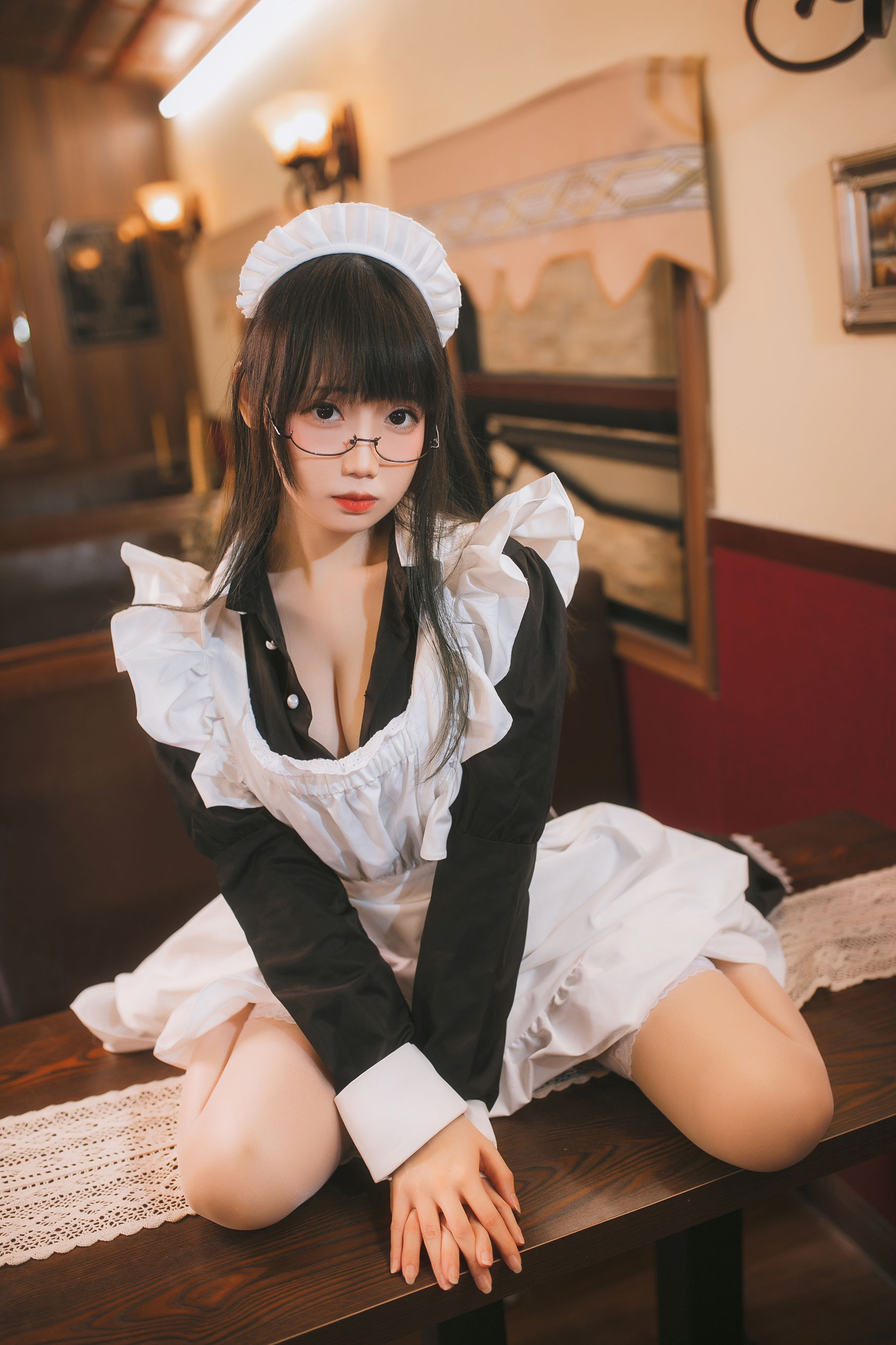 [COSPLAY] 焖焖碳 – 女仆