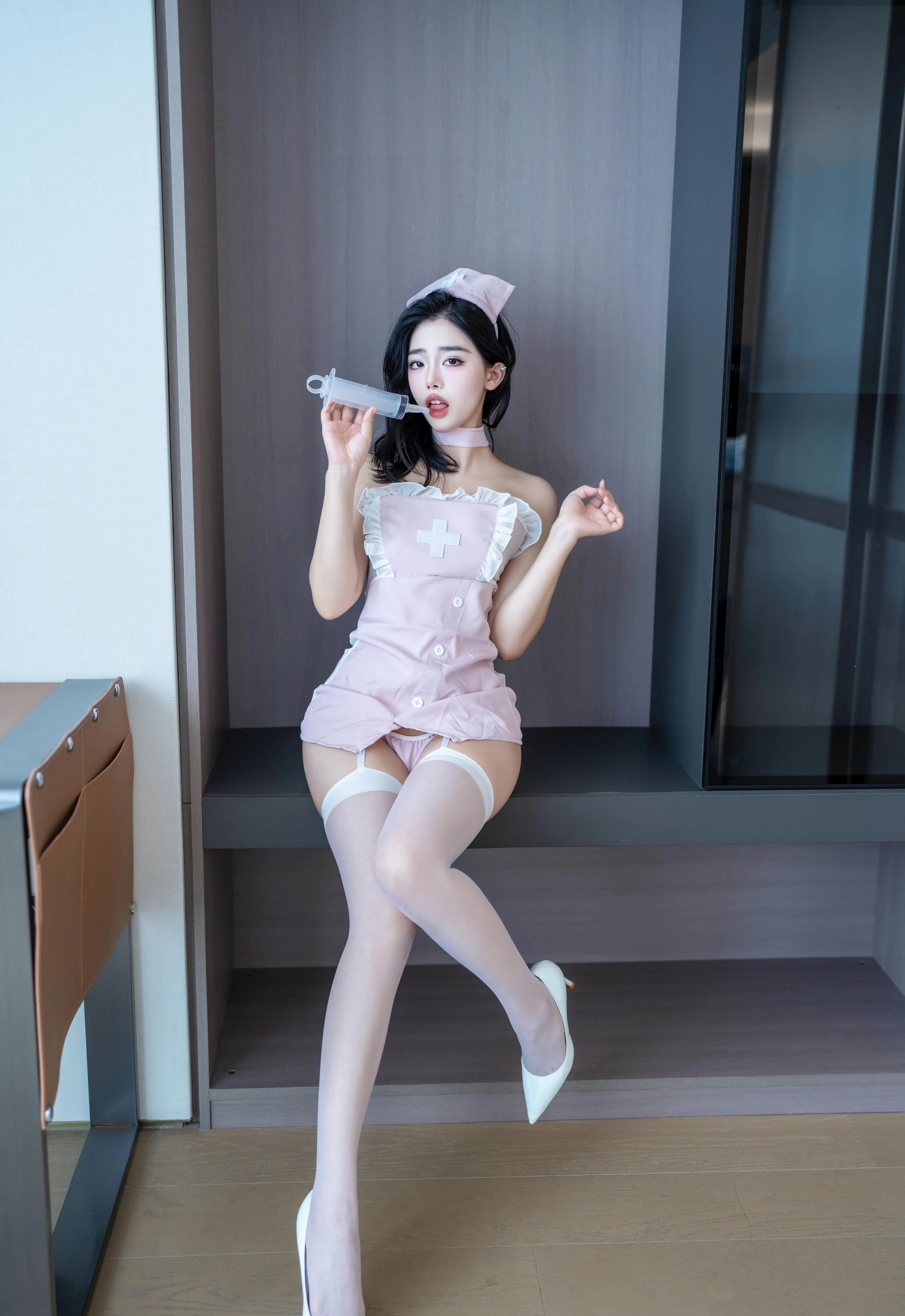 [XINGYAN星颜社] 2025.11.12 VOL.425 阮福福 护士制服诱惑 性感写真 [63+1P]