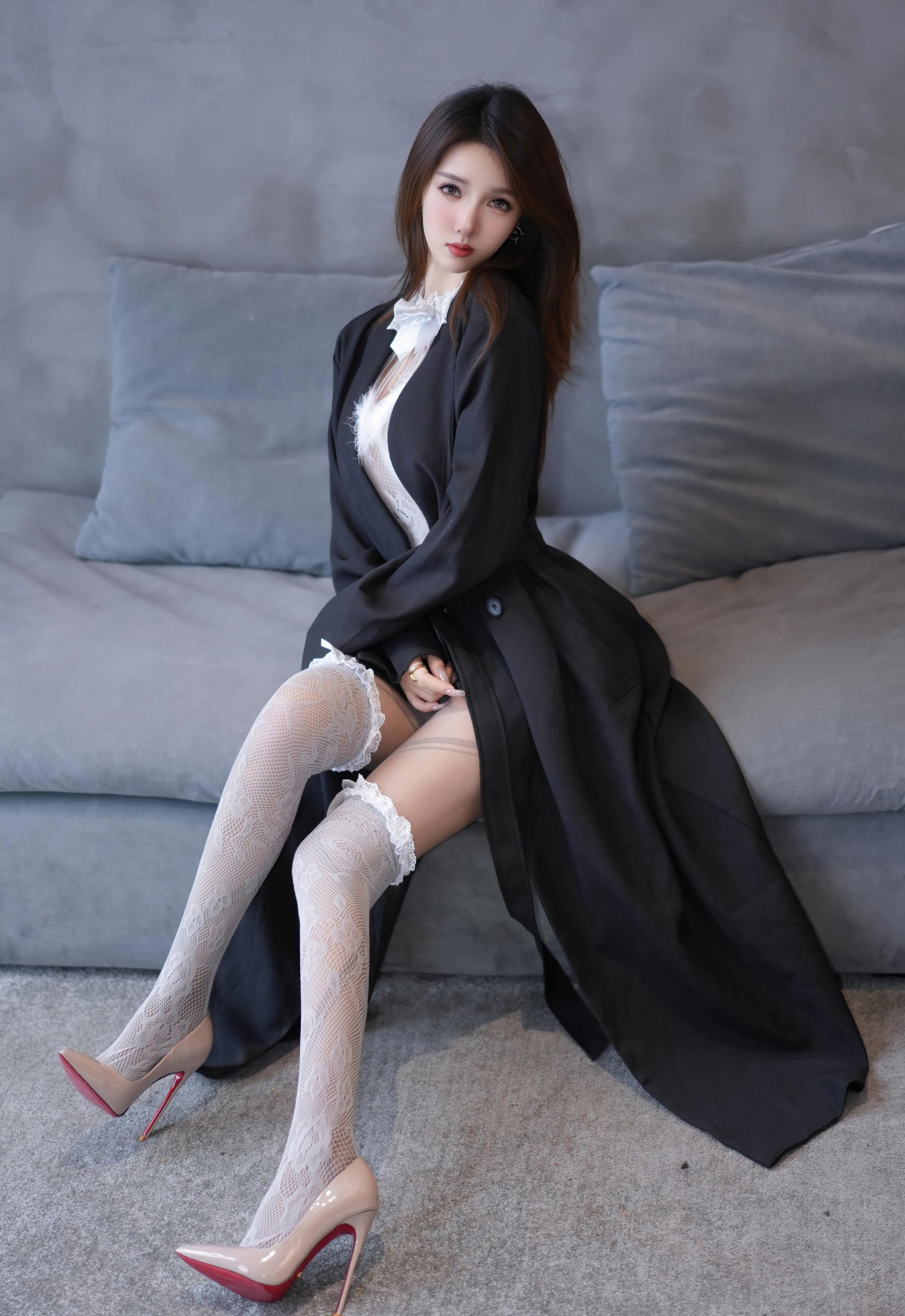 [XiuRen秀人网] 2025.11.14 No.10987 Twins-桃桃 Twins-夭夭 最新一期模特合集 [76+1P]