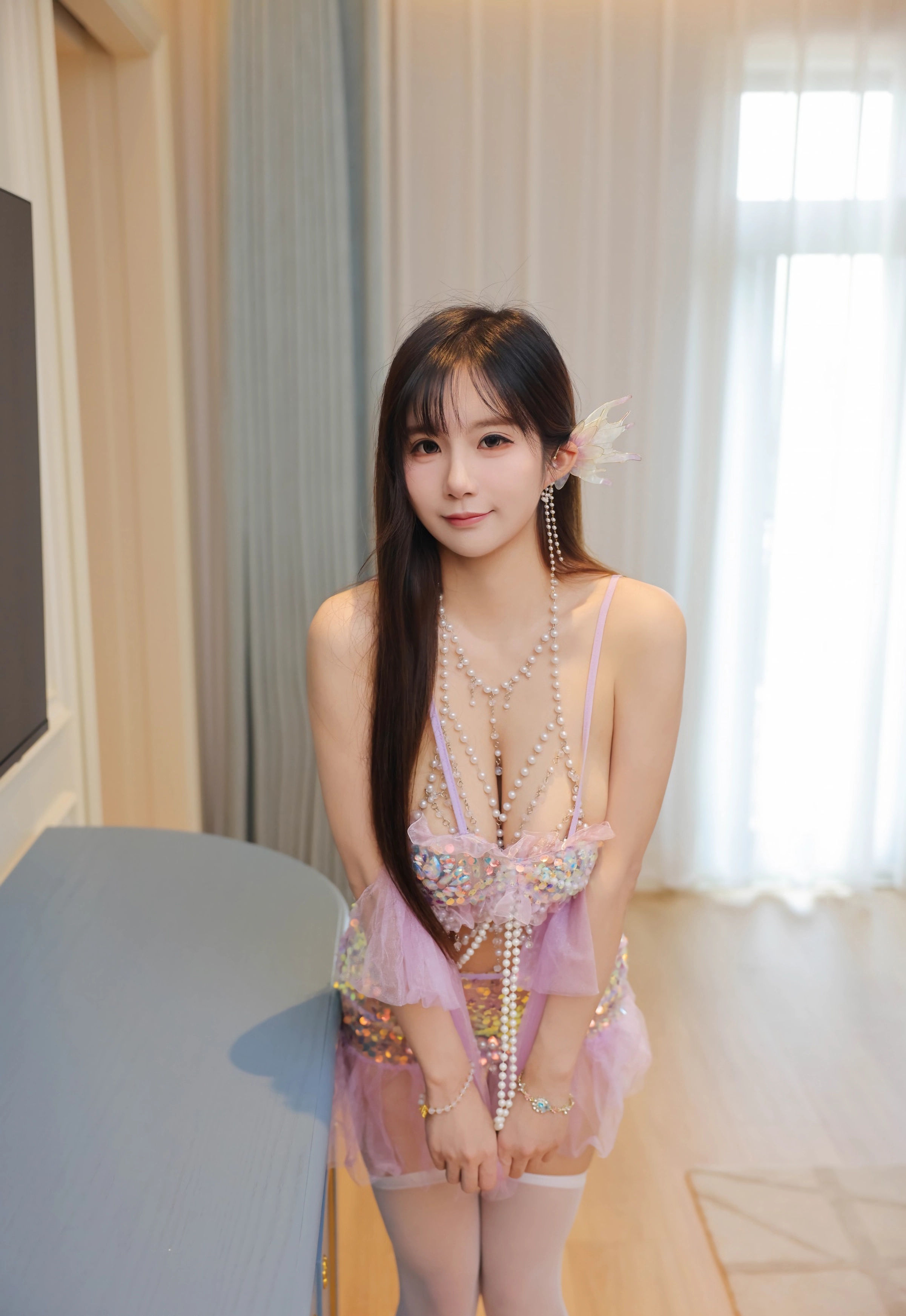 [XiuRen秀人网] 2025.11.21 No.11020 小肉肉咪 紫色情趣内衣 性感写真 [70+1P]