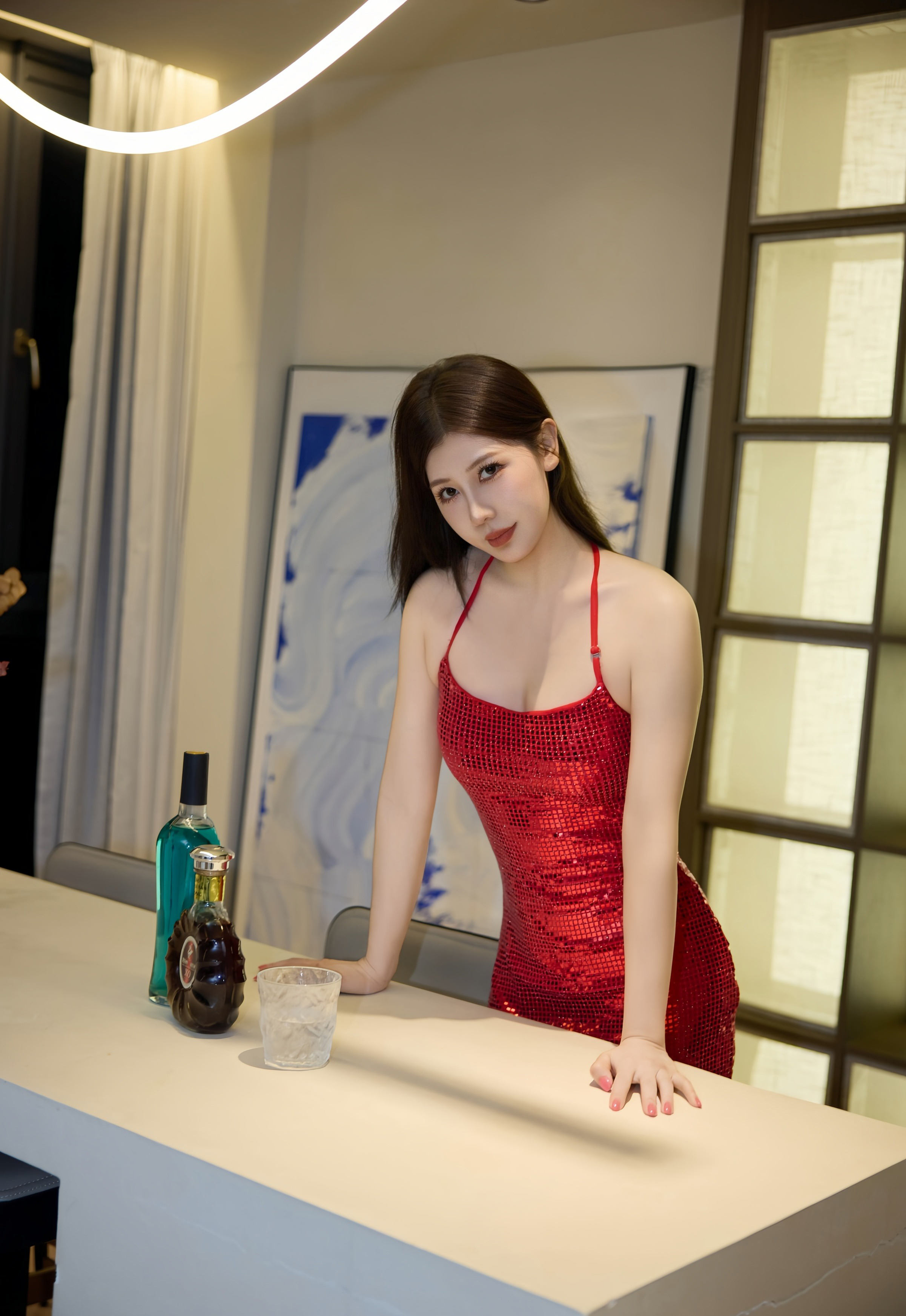 [XiuRen秀人网] 2025.11.25 No.11031 尹甜甜sunny 红色吊带 白色丝袜 性感写真 [52+1P]