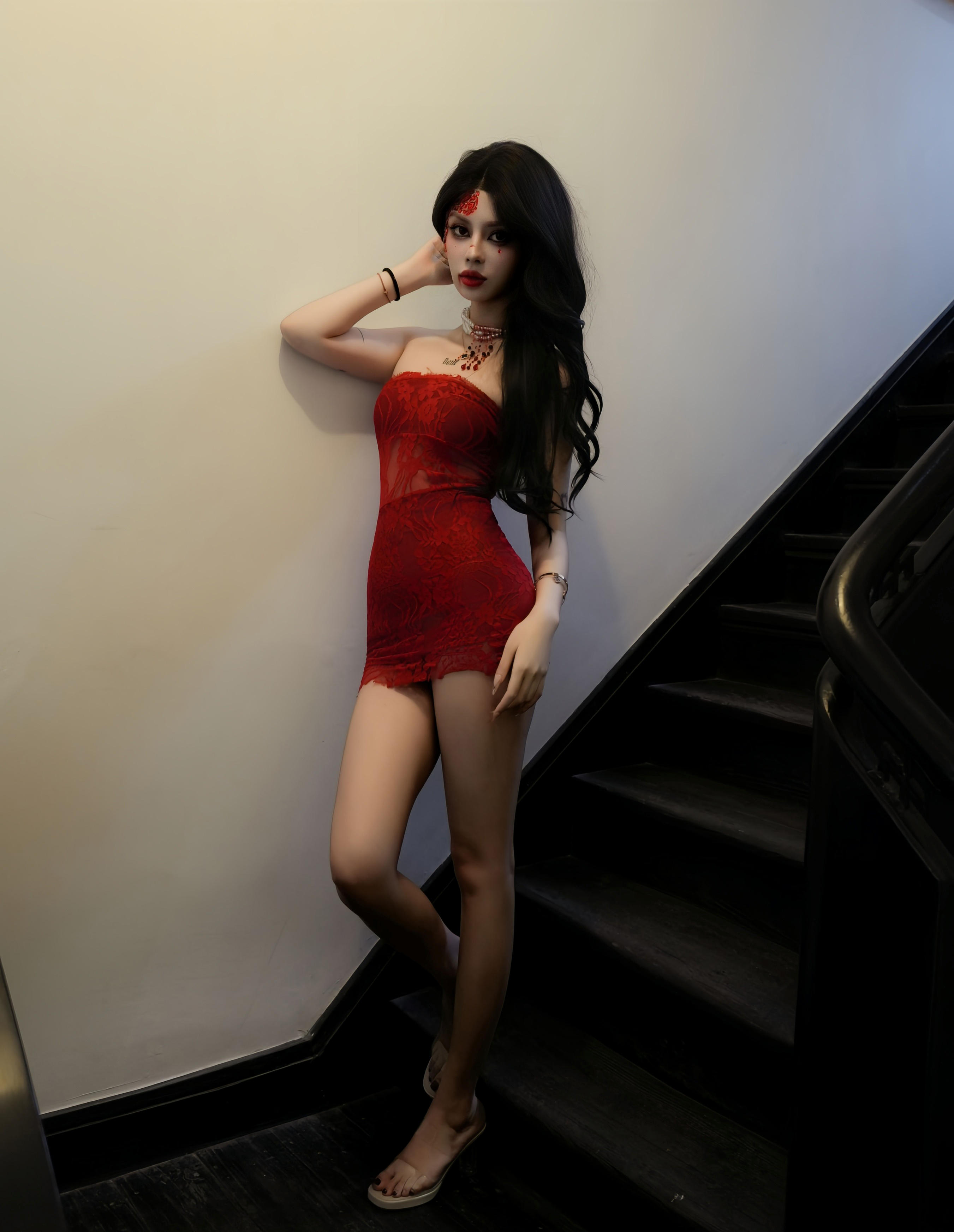 [XiuRen秀人网] 2025.11.26 No.11032 四月月 红色连衣短裙 魅惑黑丝 性感写真 [85+1P]