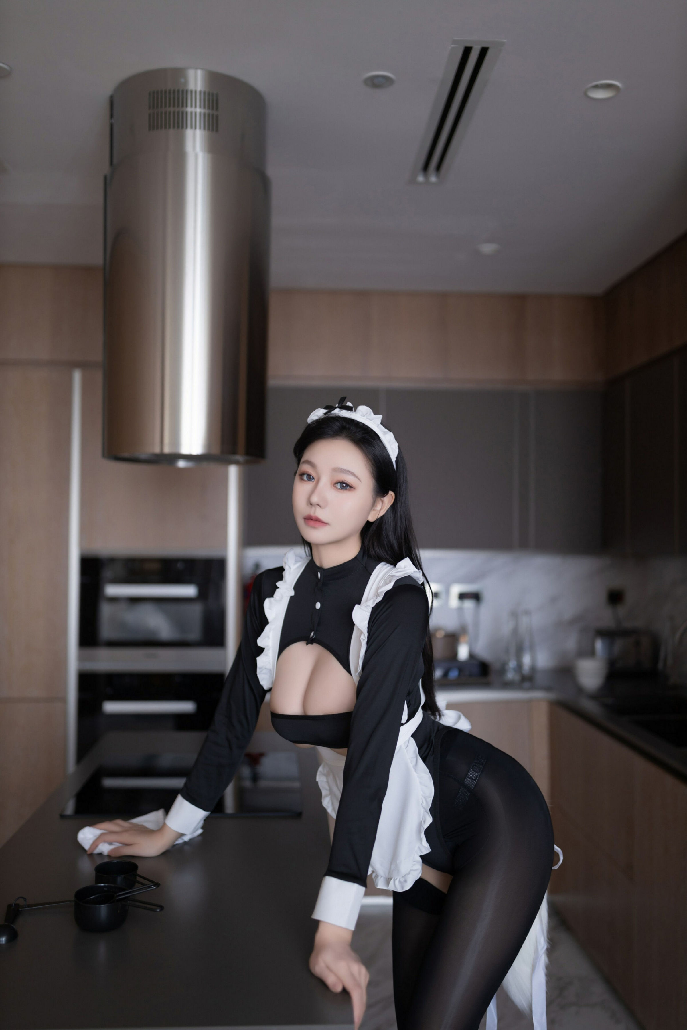 [秀人内购] 安然anran 诱人私拍福利 女仆