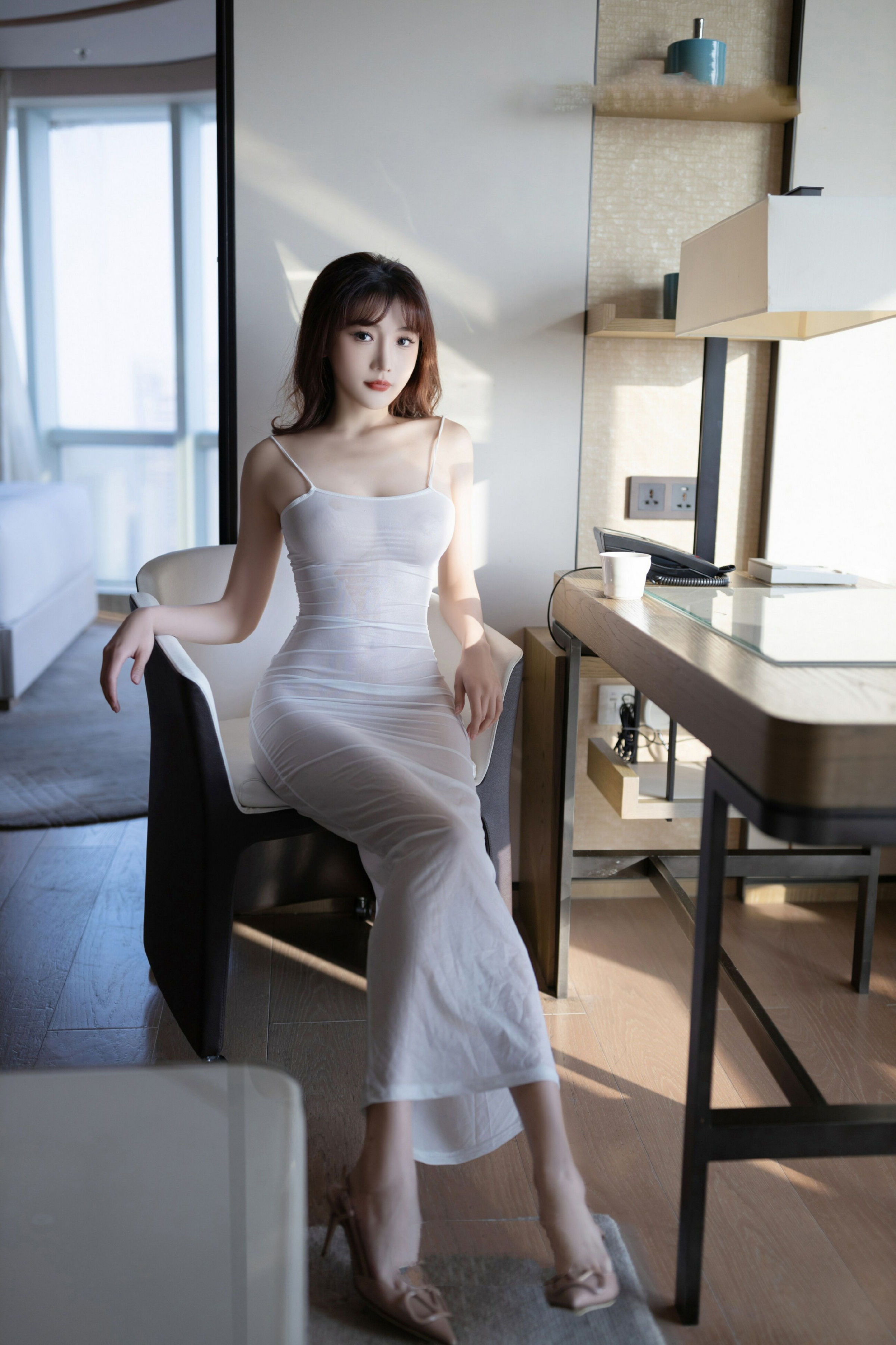 [秀人内购] 陆萱萱 诱人私拍福利 透明网纱