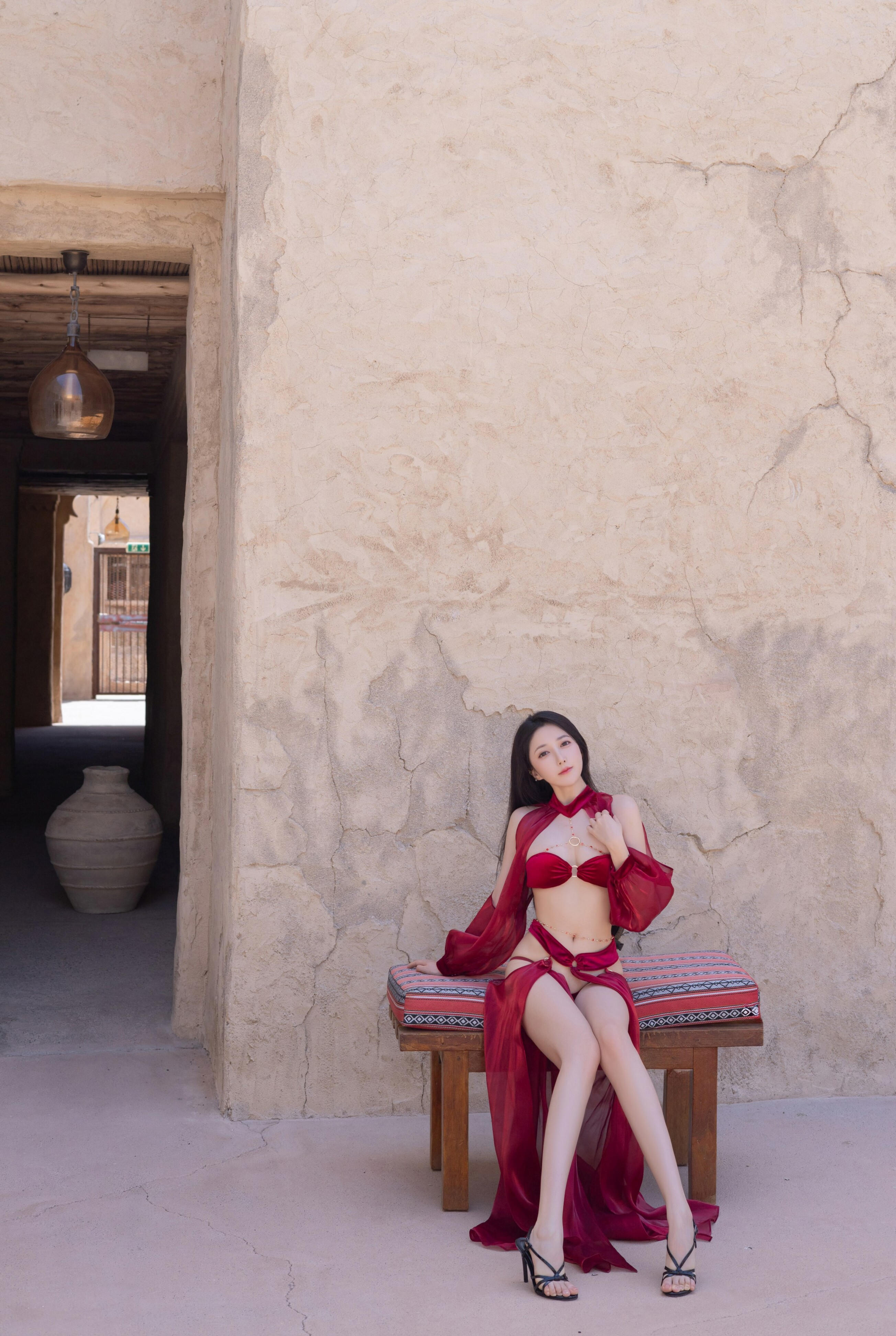 [秀人内购] 鱼子酱Fish 诱人私拍福利 惊红之舞