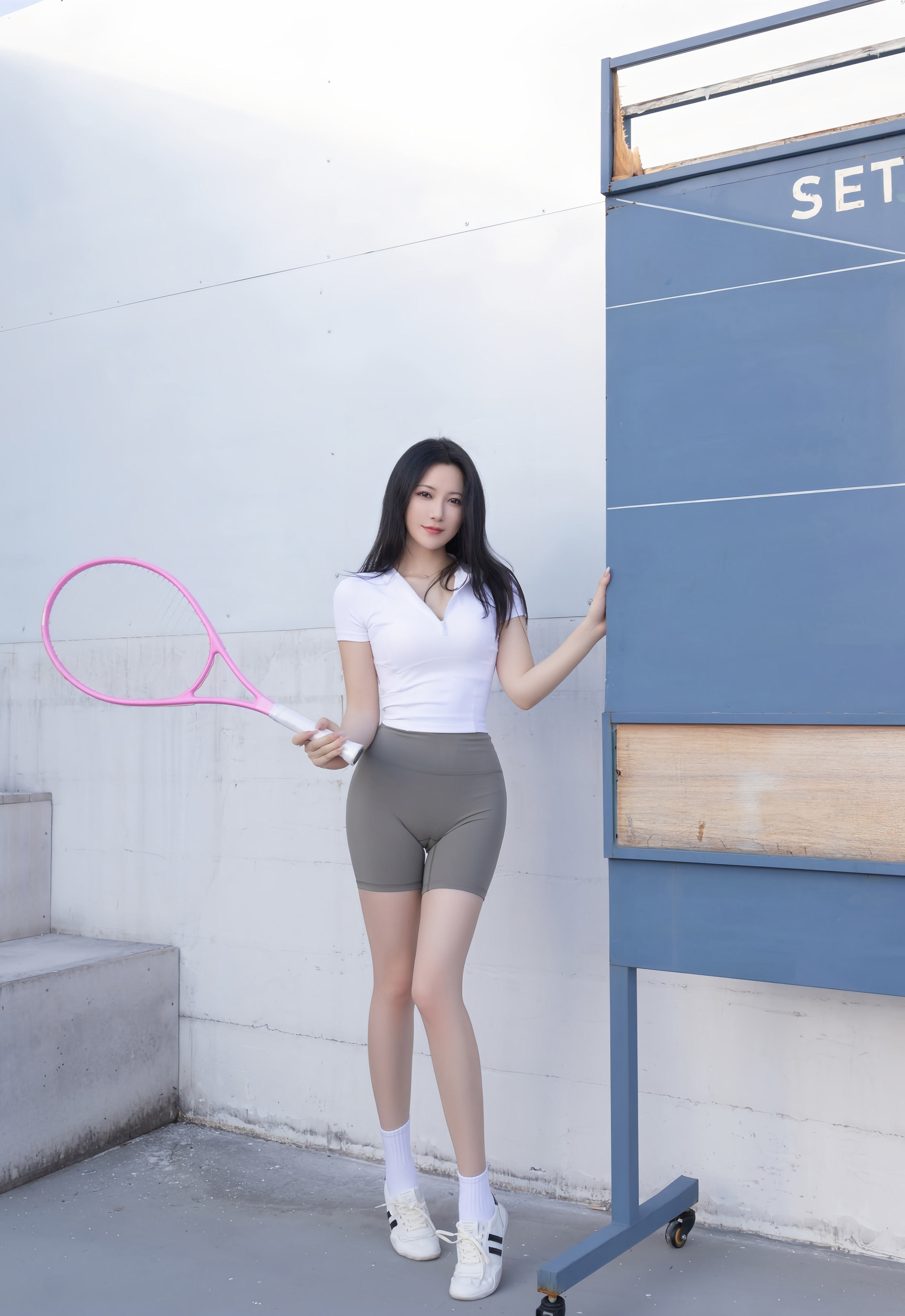 [XiuRen秀人网] 2025.12.12 No.11106 鱼子酱Fish 网球场景拍摄 珠海旅拍写真 [78+1P]