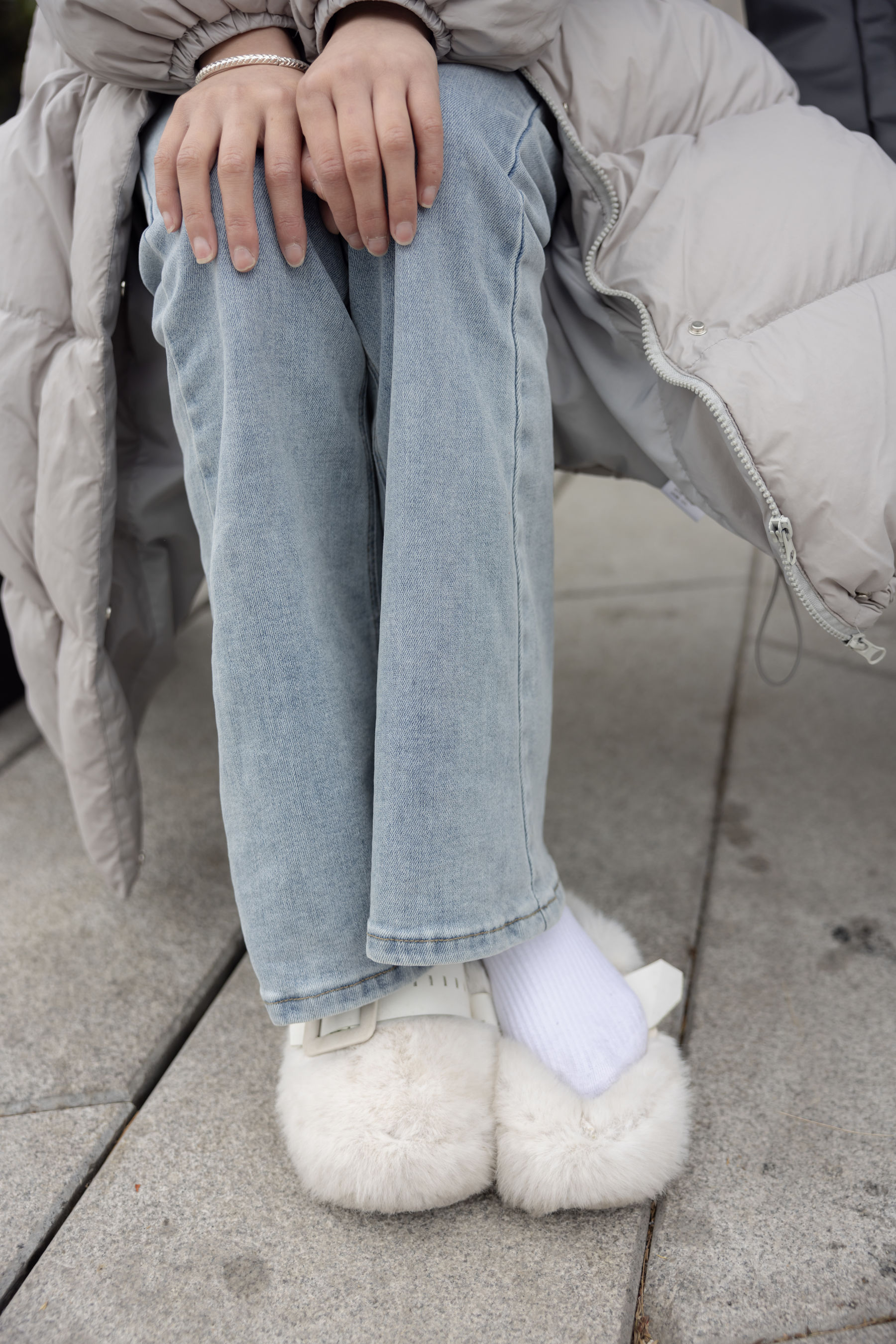 [她们印象] No.005 秋秋 户外抓拍 [123P]