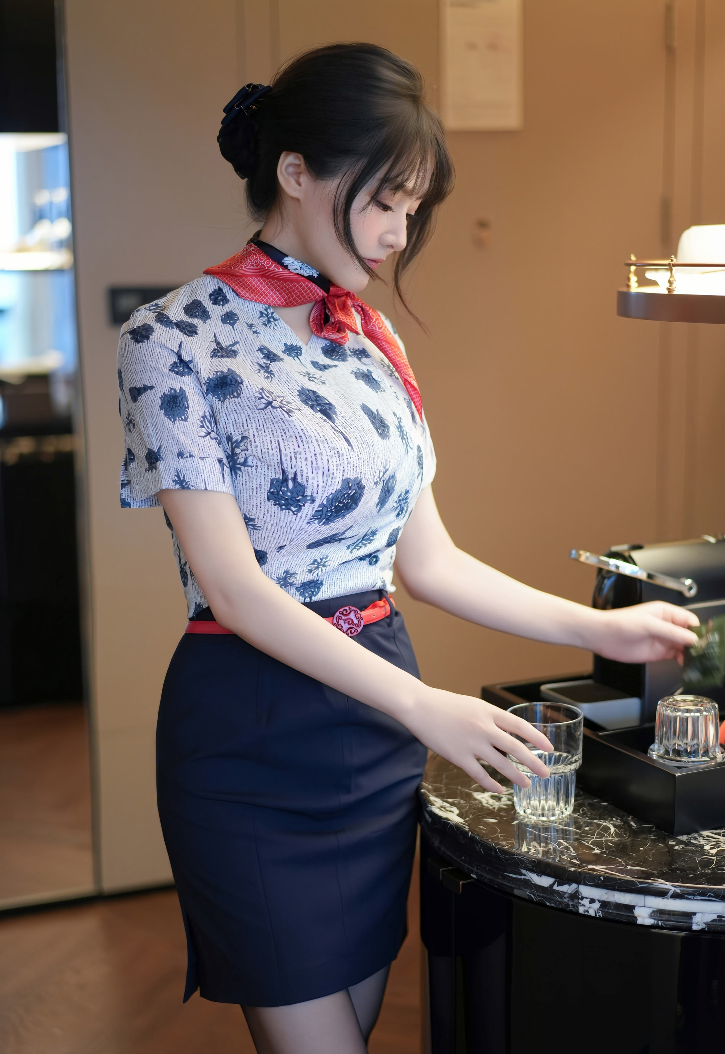 [XiuRen秀人网] 2025.12.16 No.11115 沈南汐RuRu 空姐制服诱惑 性感写真 [80+1P]