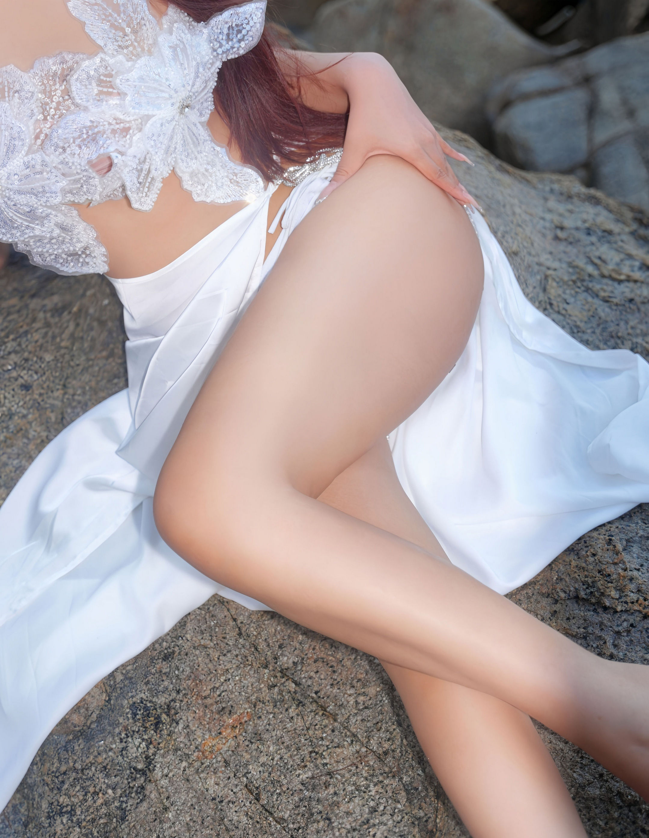 [XiuRen秀人网] 2025.12.26 No.11164 金允希Yuki 白色泳衣 性感写真 [76+1P]