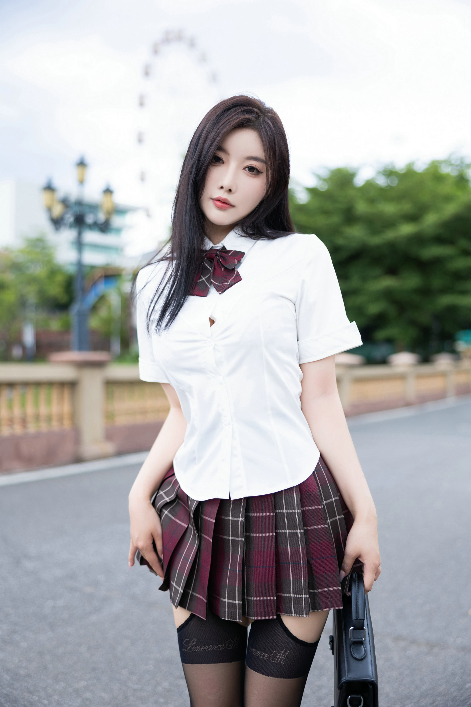 [秀人内购] 杨晨晨 诱人私拍福利 性感JK制服