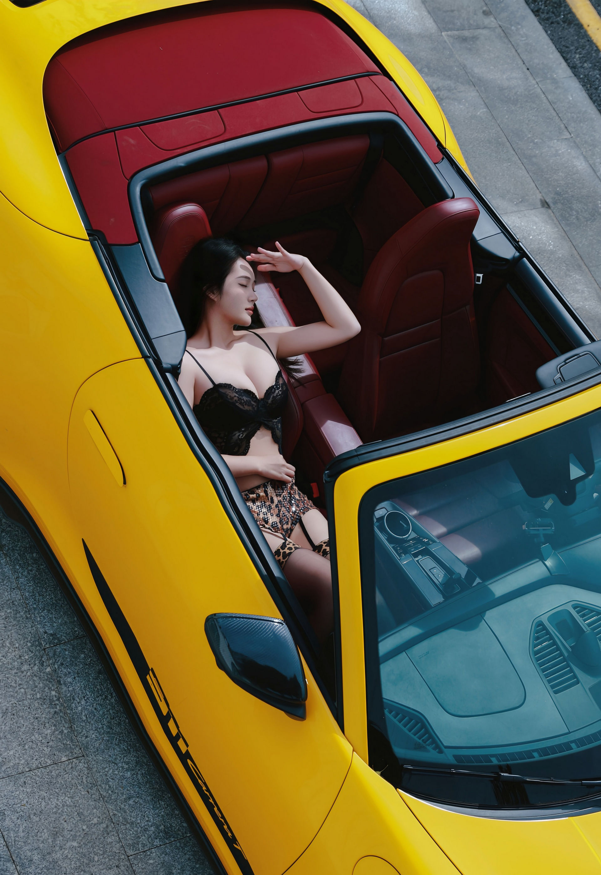 [XiuRen秀人网] 2025.12.31 No.11179 南乔 黑色情趣内衣 魅惑黑丝 性感写真 [82+1P]