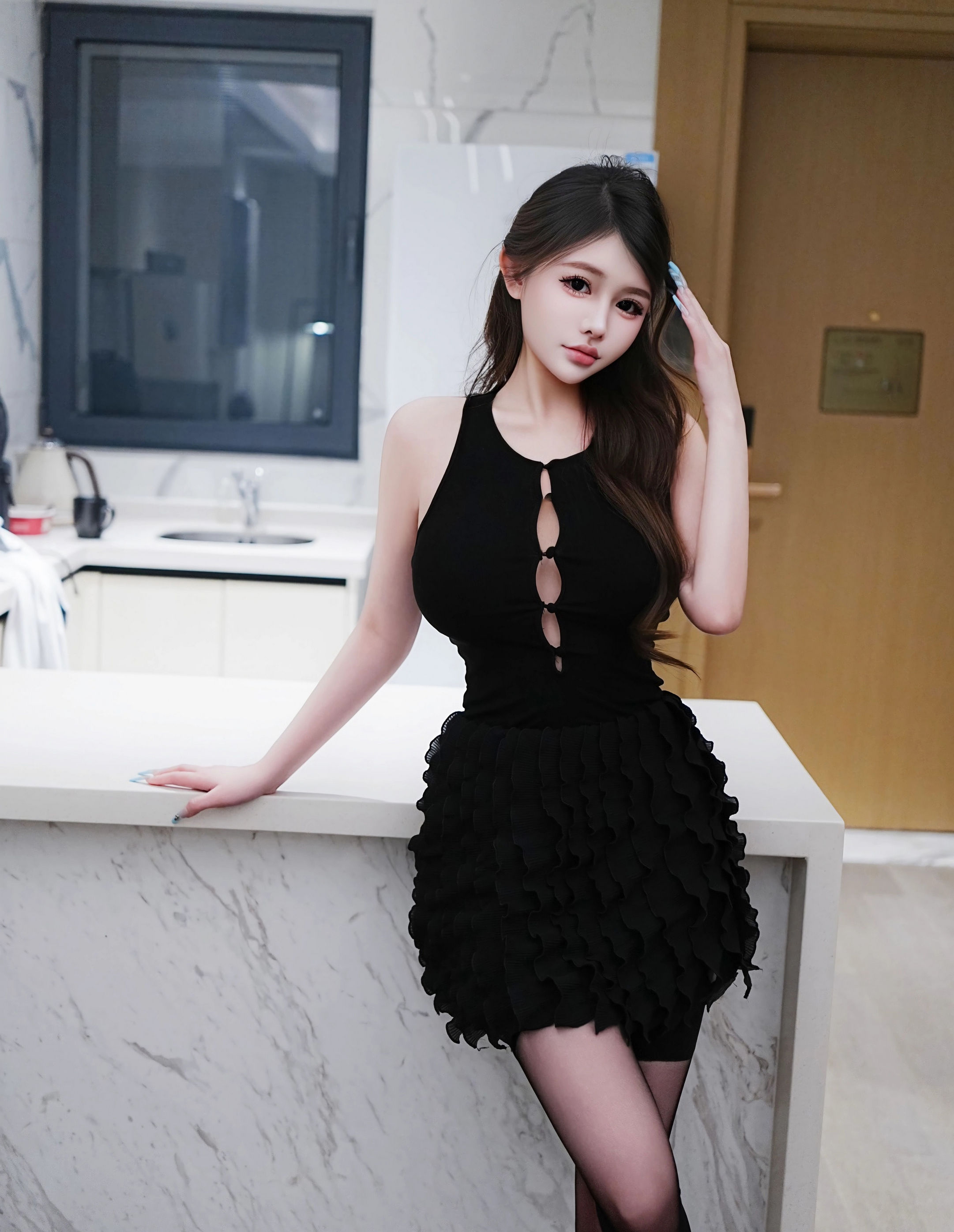 [XiuRen秀人网] 2026.01.07 No.11204 甜妮 黑色短裙 魅惑黑丝 性感写真 [74+1P]