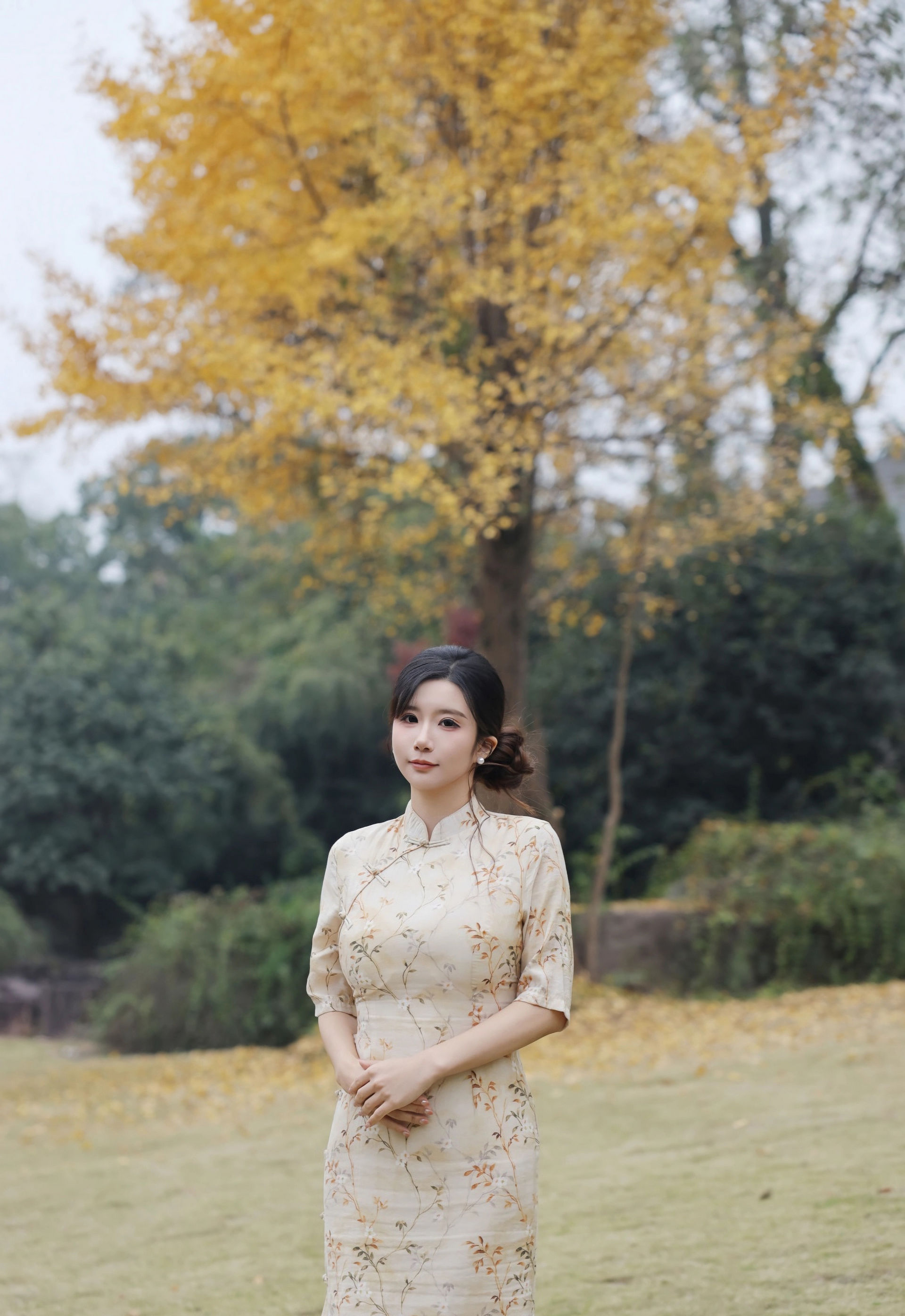 [XiuRen秀人网] 2026.01.09 No.11214 小肉肉咪 浅黄色旗袍 魅惑肉丝 性感写真 [75+1P]