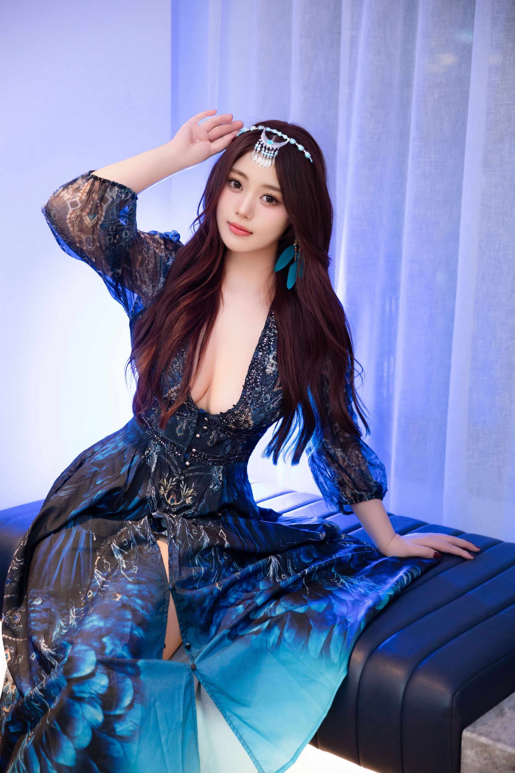 [秀人内购] 蛋蛋宝 诱人私拍福利 孔雀美女