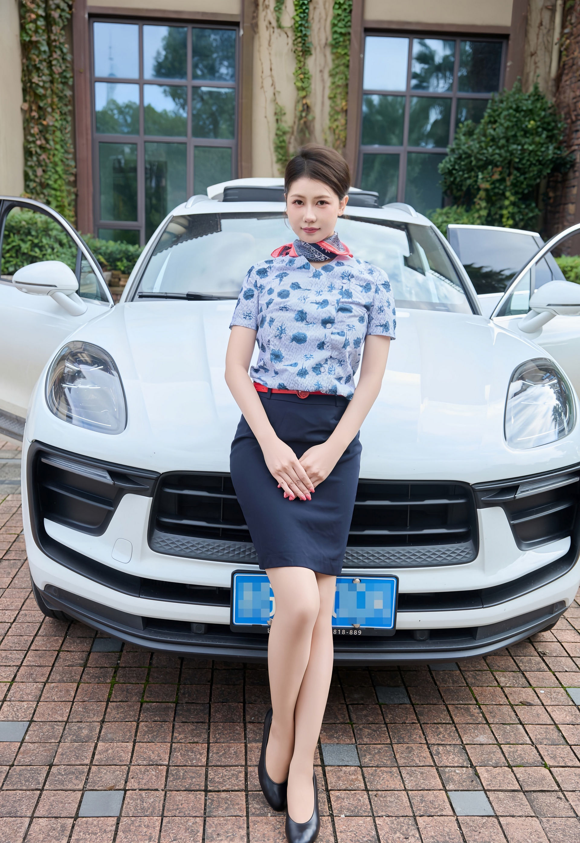 [XiuRen秀人网] 2026.01.16 No.11241 尹甜甜 空姐制服 肉色丝袜 性感写真 [60+1P]