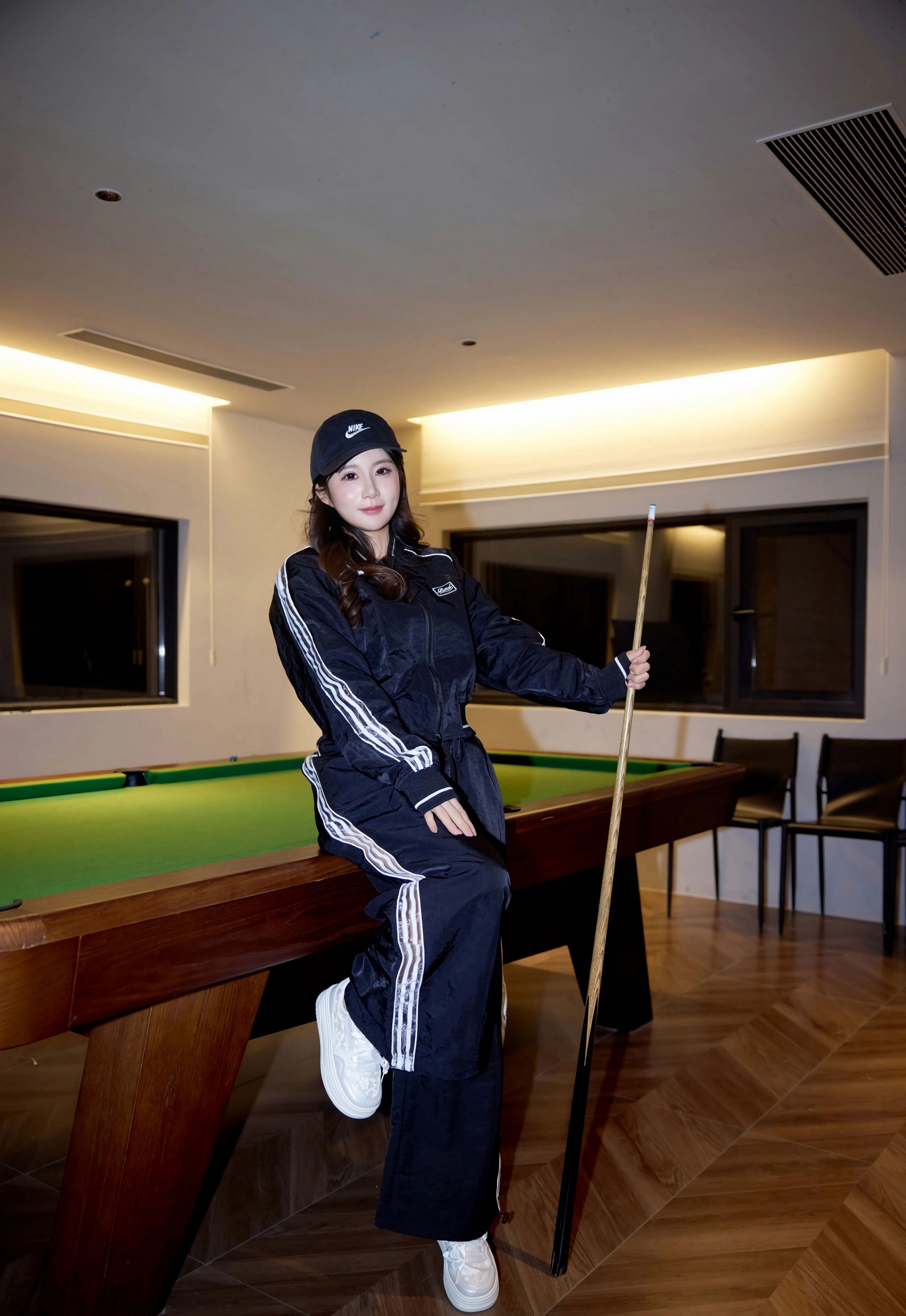 [XiuRen秀人网] 2026.01.16 No.11242 小肉肉咪 性感台球助教 江浙沪旅拍写真 [78+1P]