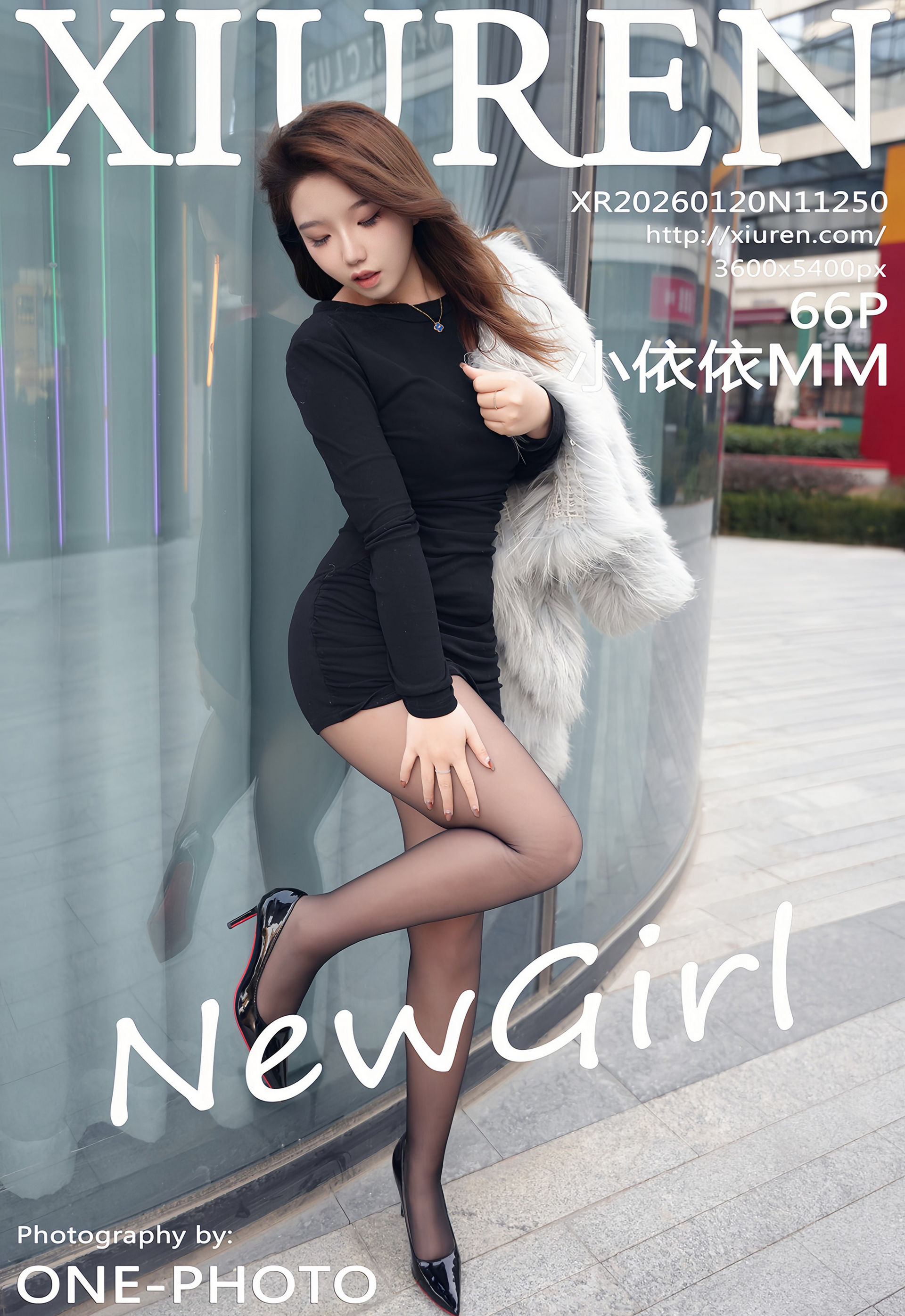 [XiuRen秀人网] 2026.01.20 No.11250 小依依MM 新人首套写真 黑色连衣短裙 性感魅惑黑丝[66+1P]