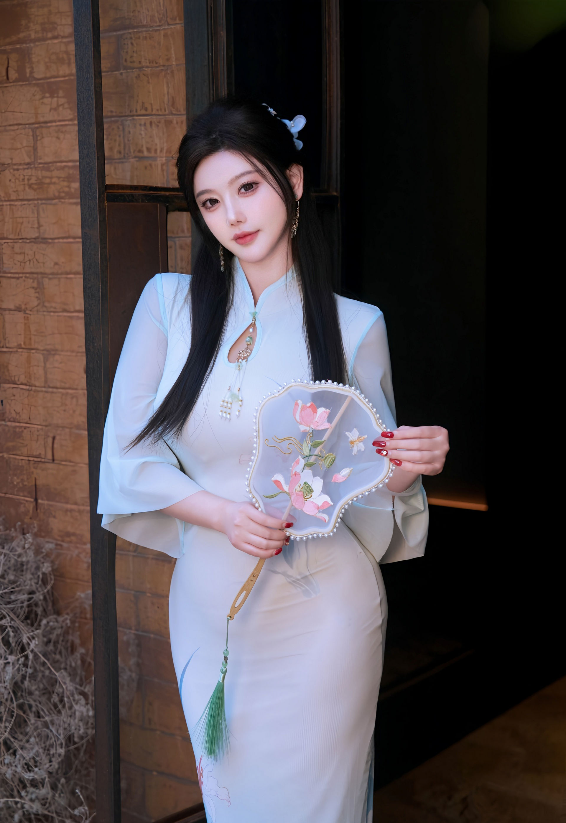 [XiuRen秀人网] 2026.01.21 No.11258 杨晨晨 蓝色古风服饰 魅惑黑丝 性感写真 [72+1P]