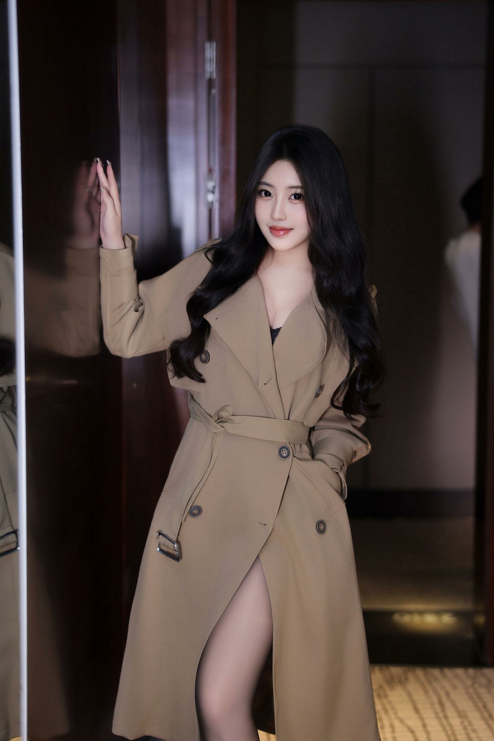 [秀人内购] 希雅sia 诱人私拍福利 风衣黑丝