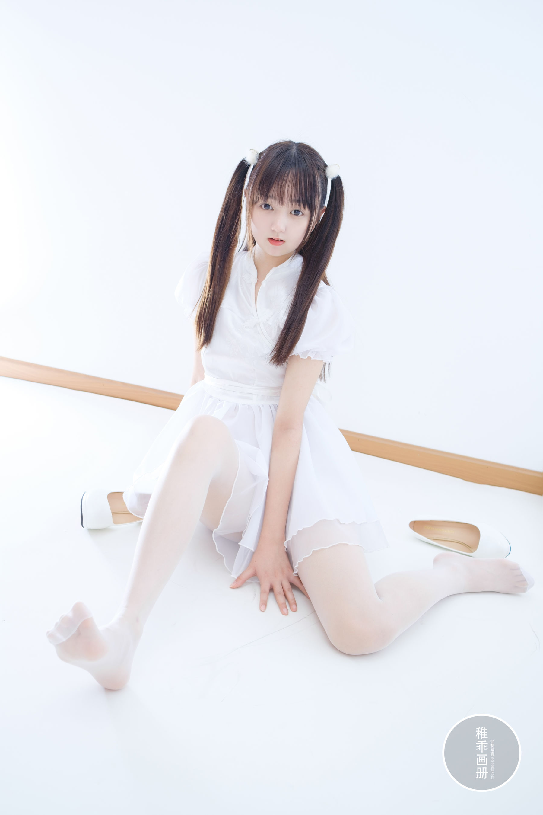 [稚乖画册] 团子 18D白丝 [79P]