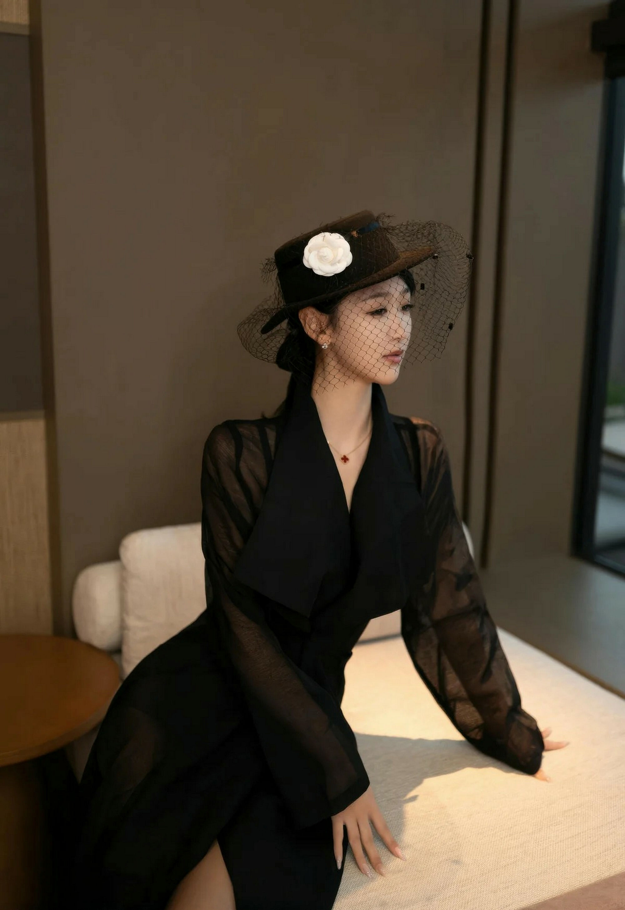 [XiuRen秀人网] 2026.02.02 No.11309 唐安琪 性感黑色情趣内衣 珠海旅拍写真 [74+1P]