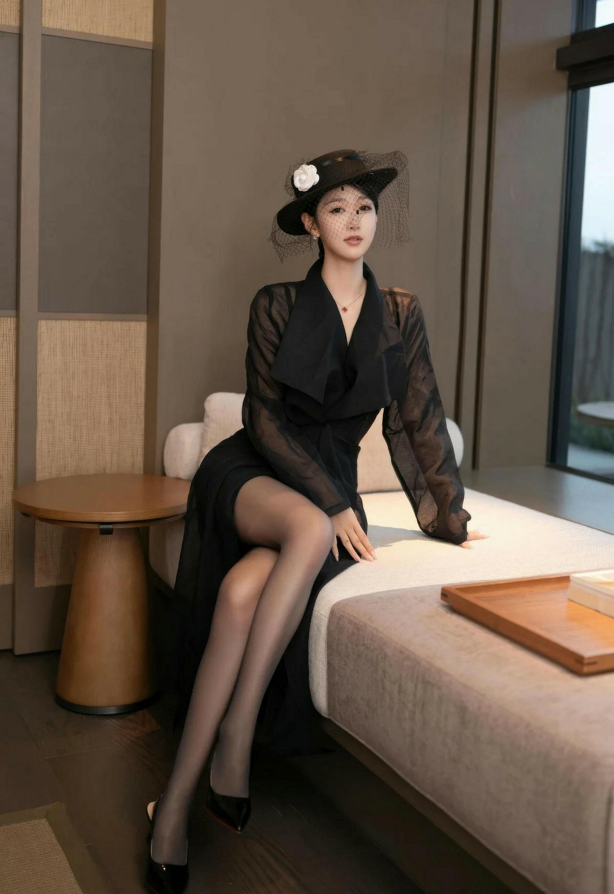 [XiuRen秀人网] 2026.02.02 No.11309 唐安琪 性感黑色情趣内衣 珠海旅拍写真 [74+1P]