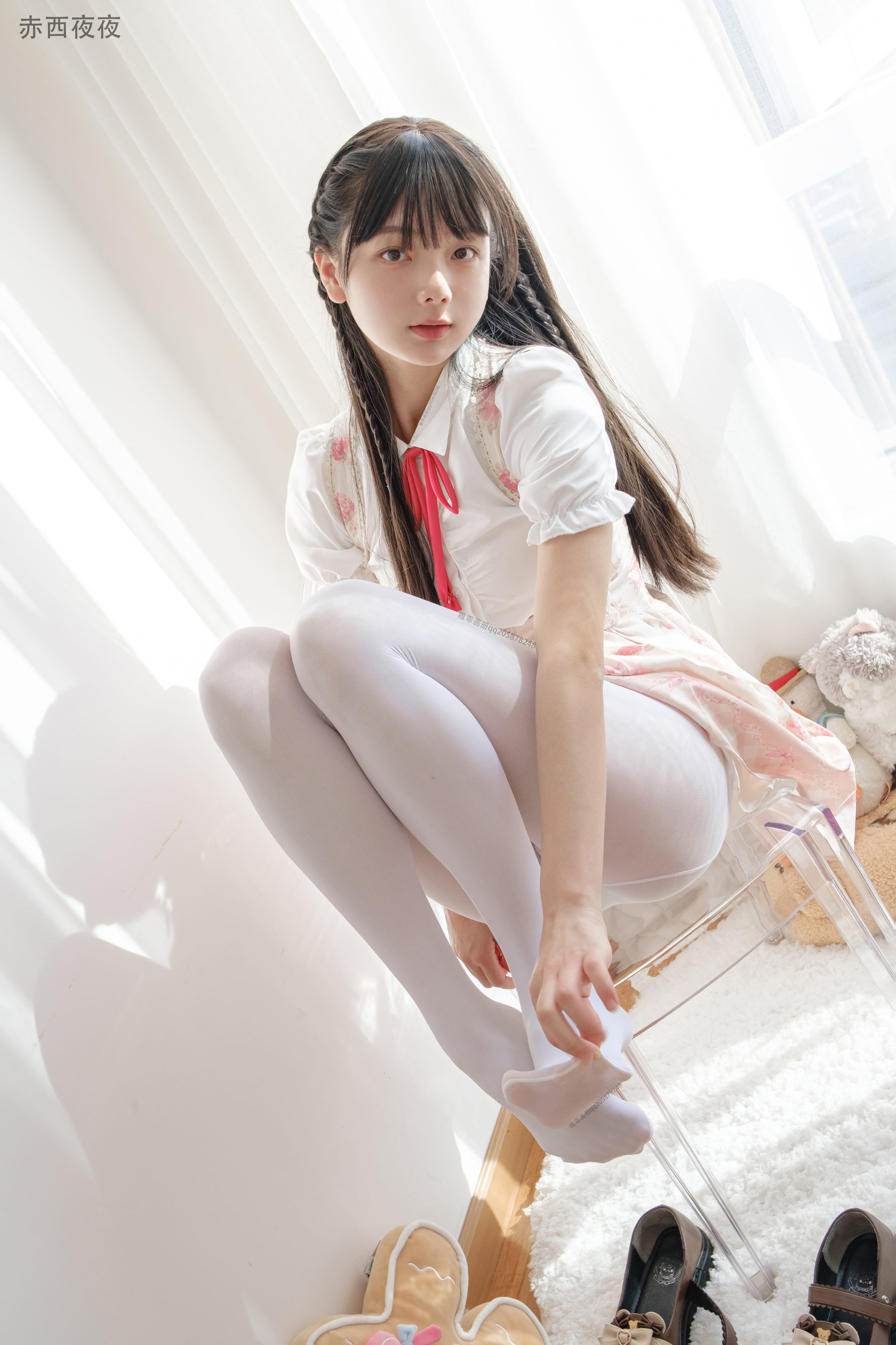 [稚乖画册] 夜夜 白丝JK [81P]