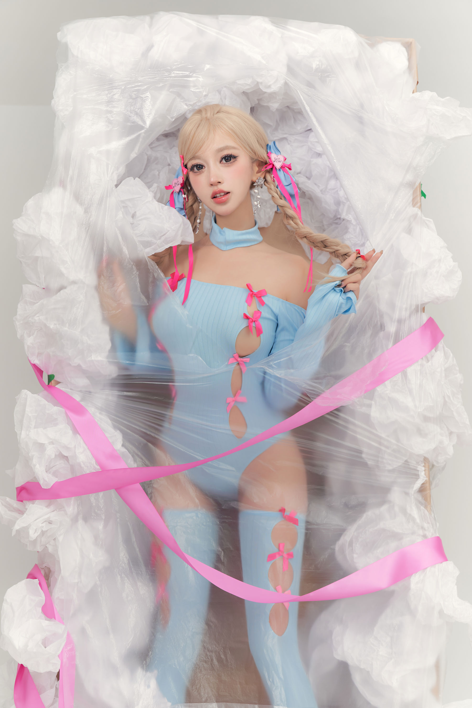 [COSPLAY]过期米线线喵 – 异世界玩偶