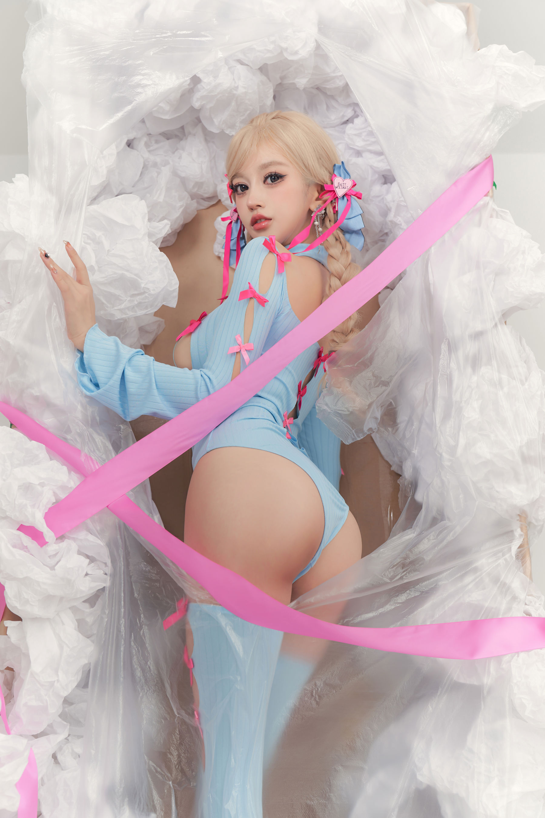 [COSPLAY]过期米线线喵 – 异世界玩偶
