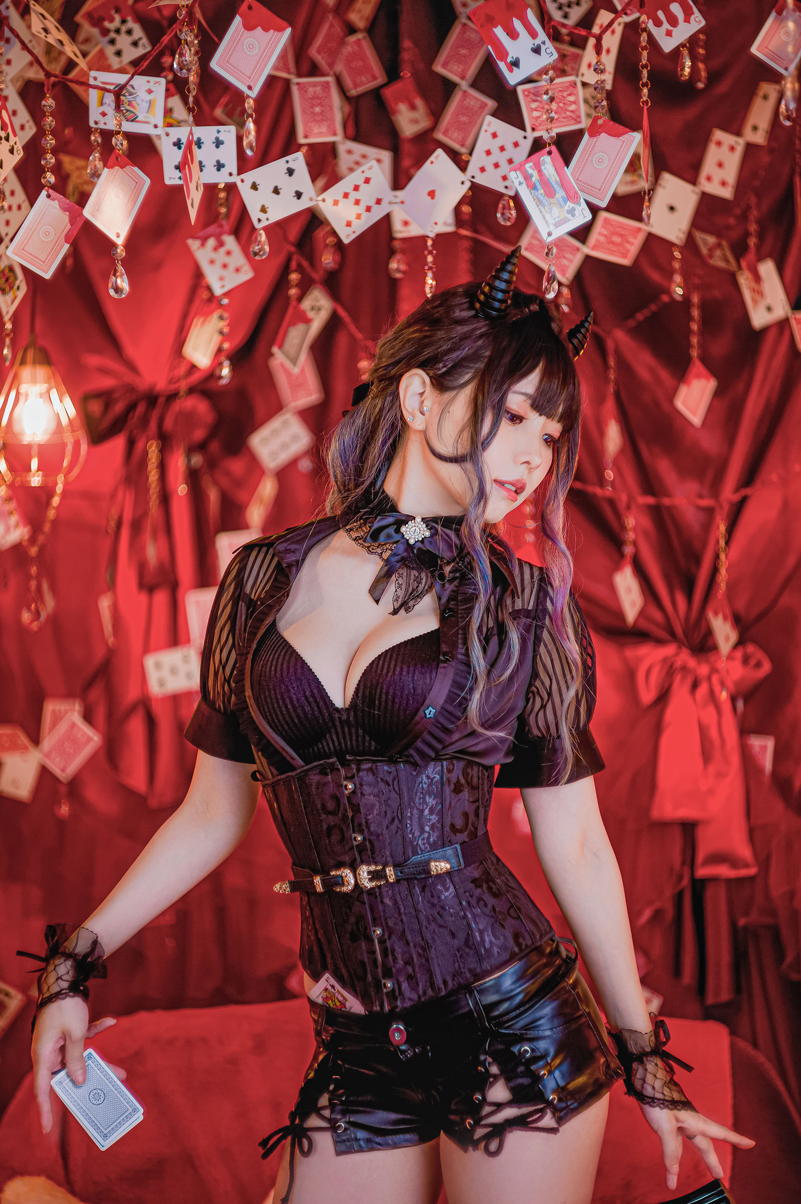 [COSPLAY] Ely_eee(ElyEE子) – Devil Croupier 小惡魔荷官