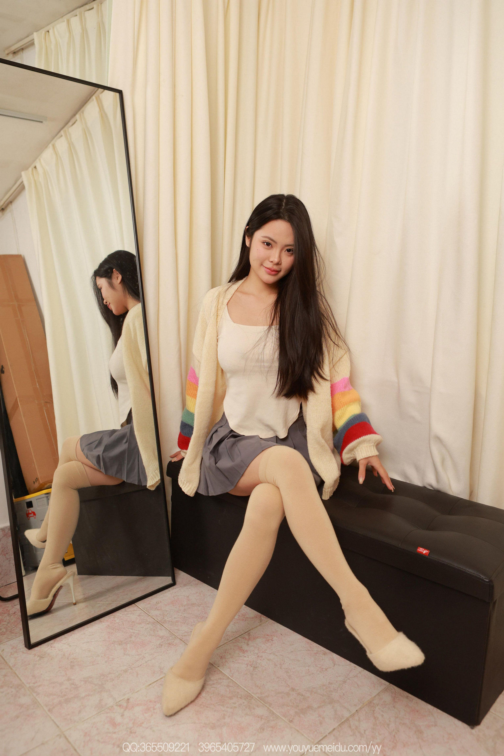 [天天意愿] 251214 兔兔 肉色过膝袜 [95P]