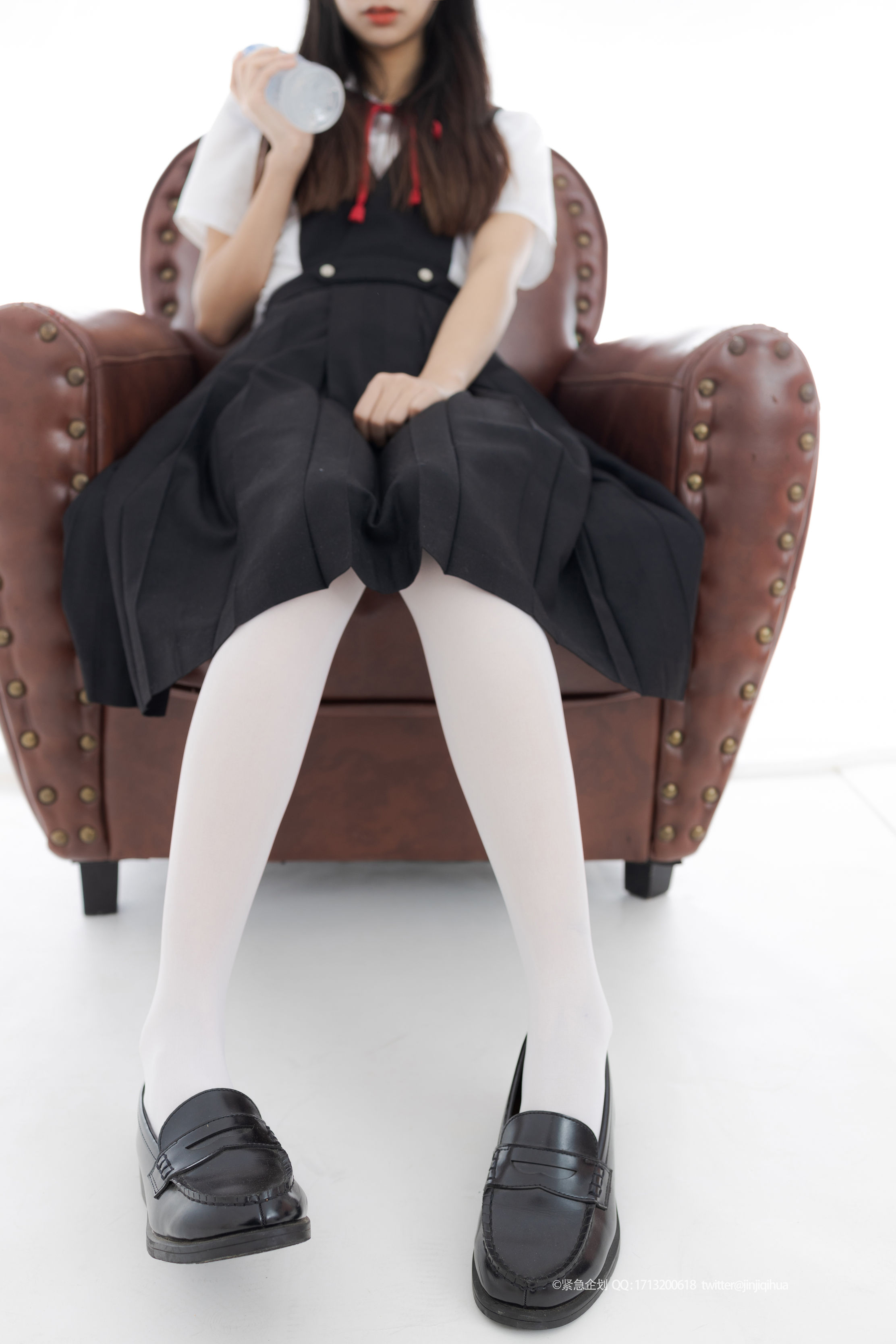 [紧急企划] NO.011 出境妹子：一只喵喵梓 [108P]