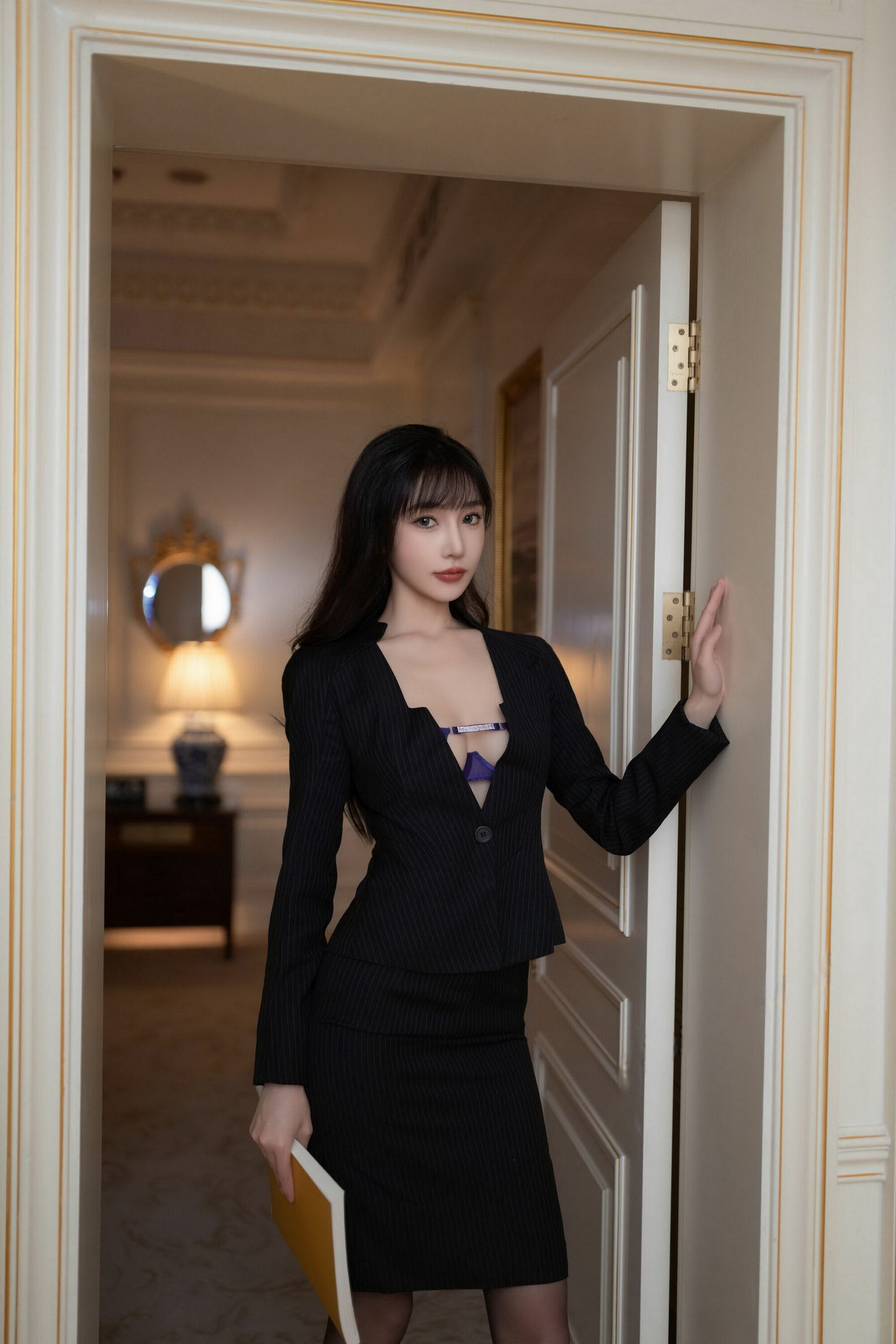 [秀人内购] 安然anran&陆萱萱 诱人私拍福利 拉拉OL姐妹