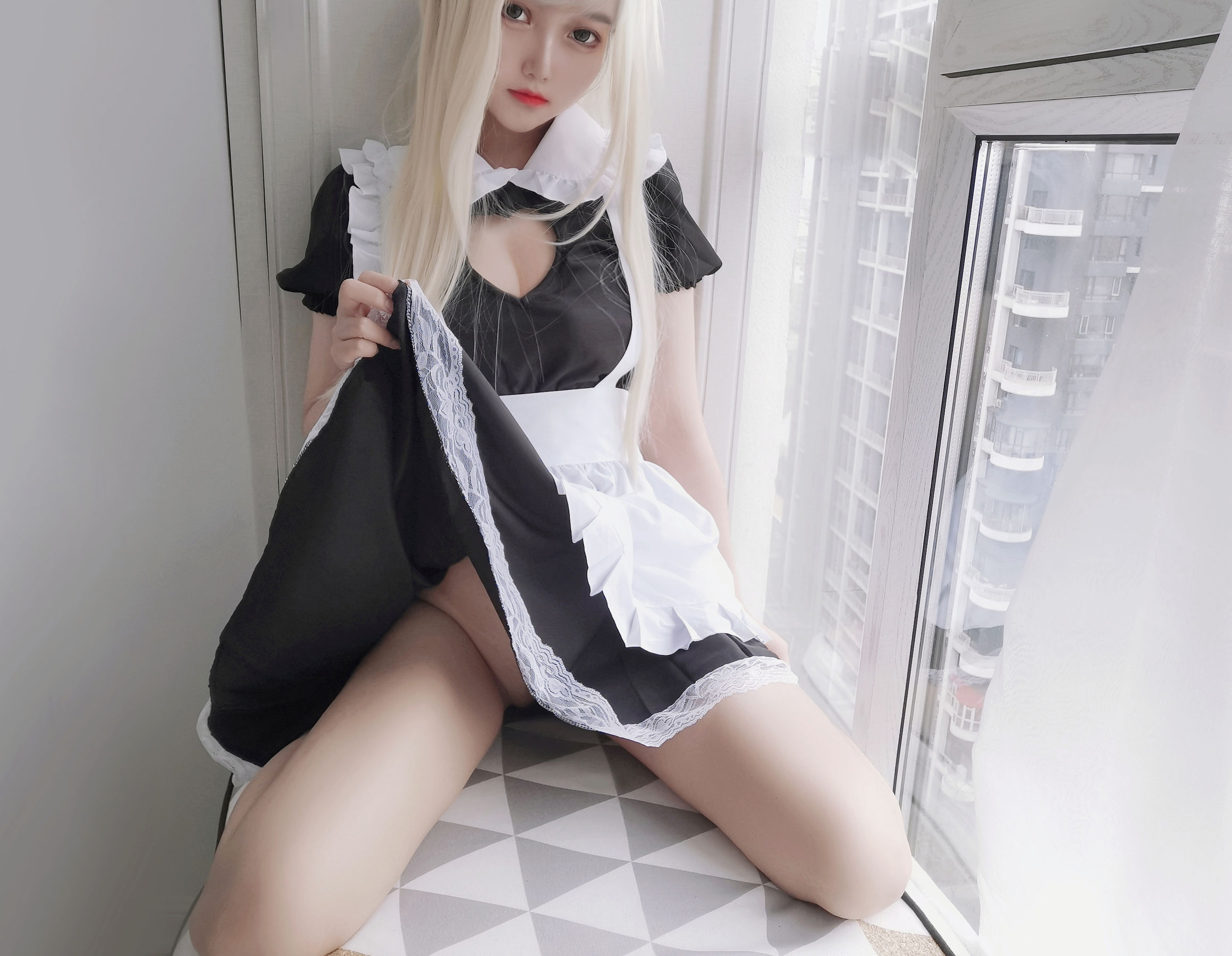 [COSPLAY]eloise软软 – 女仆长裙