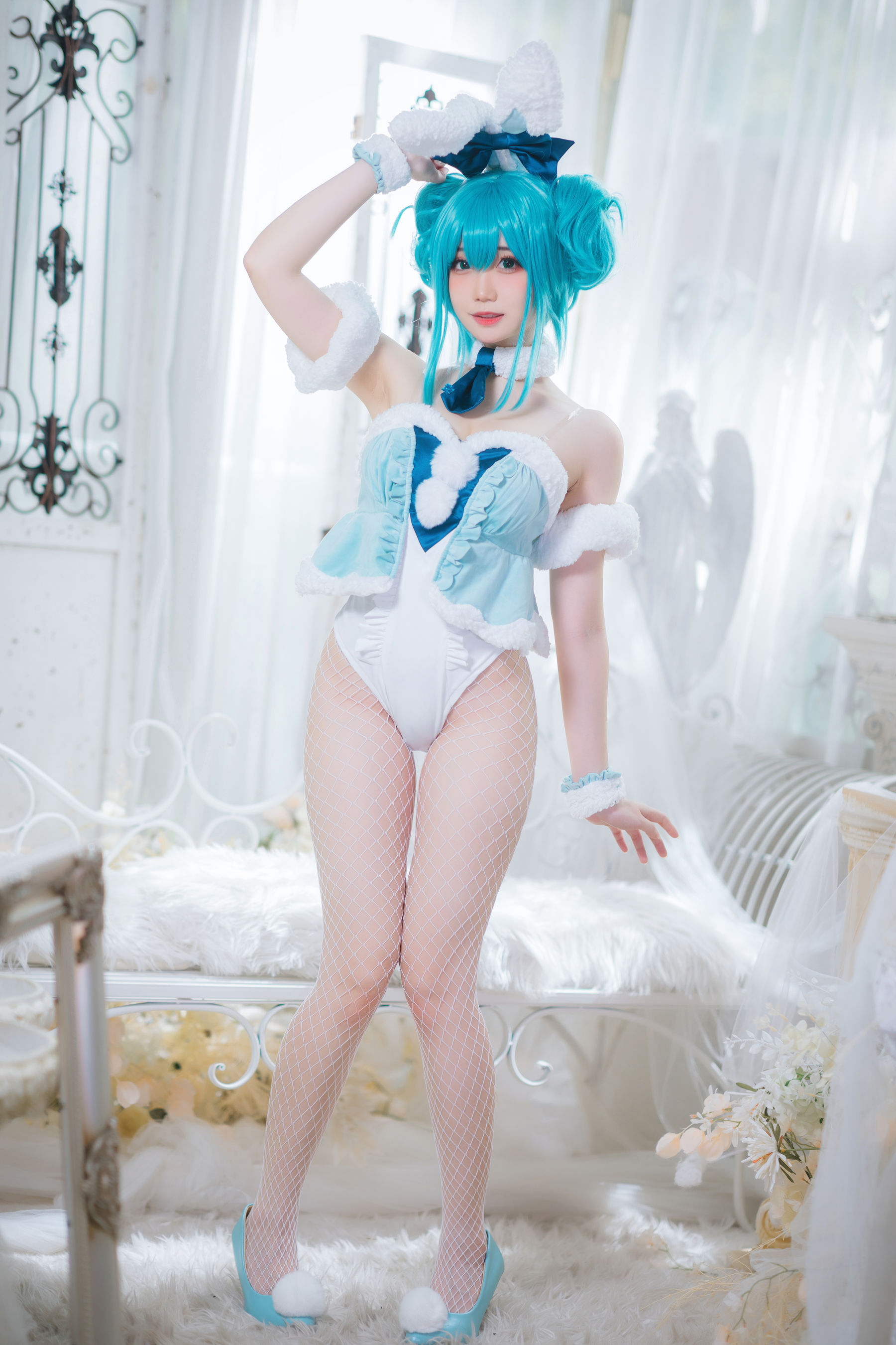 [COSPLAY] 焖焖碳 – 初音兔女郎