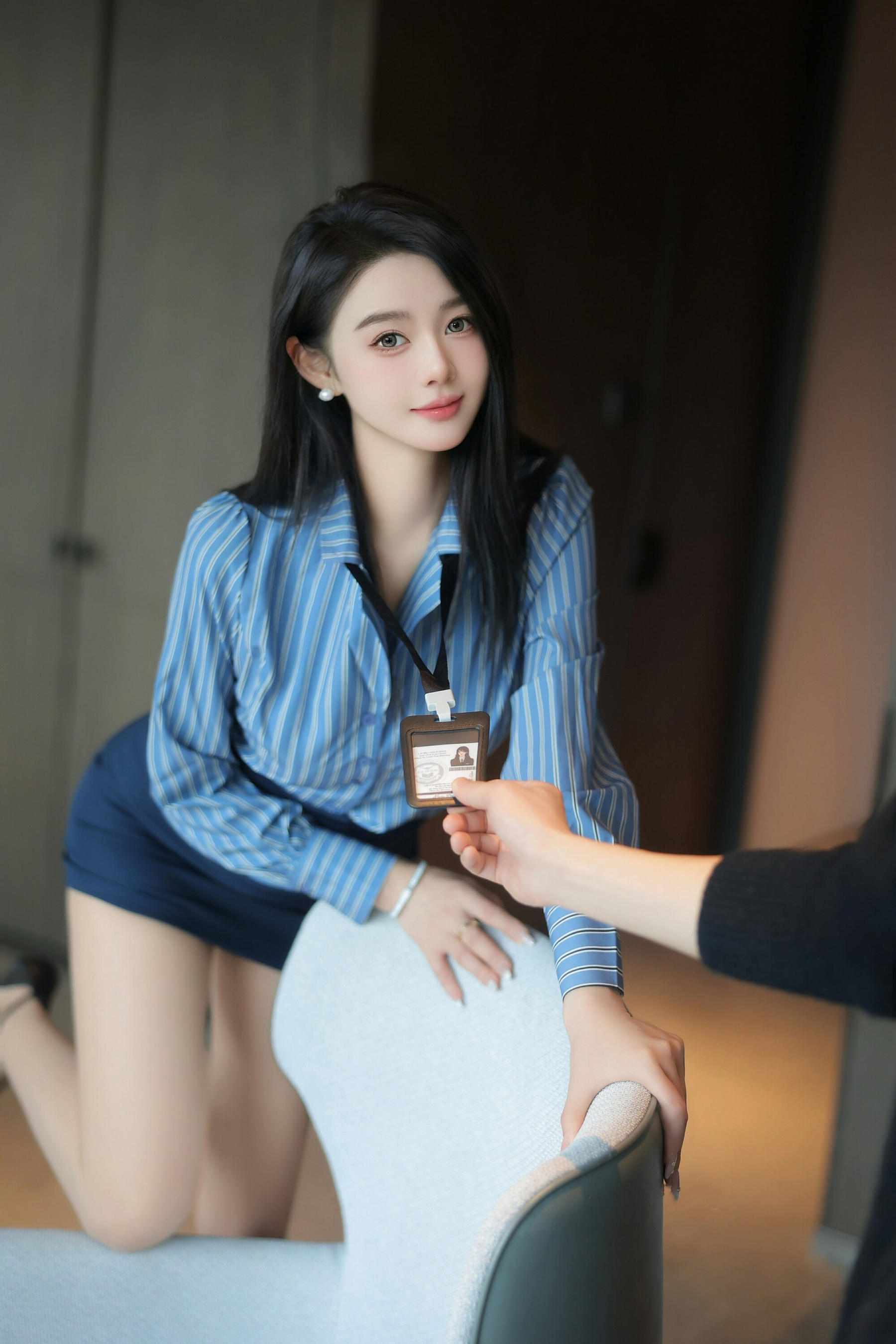 [秀人内购] candy糖糖 诱人私拍福利 OL秘书