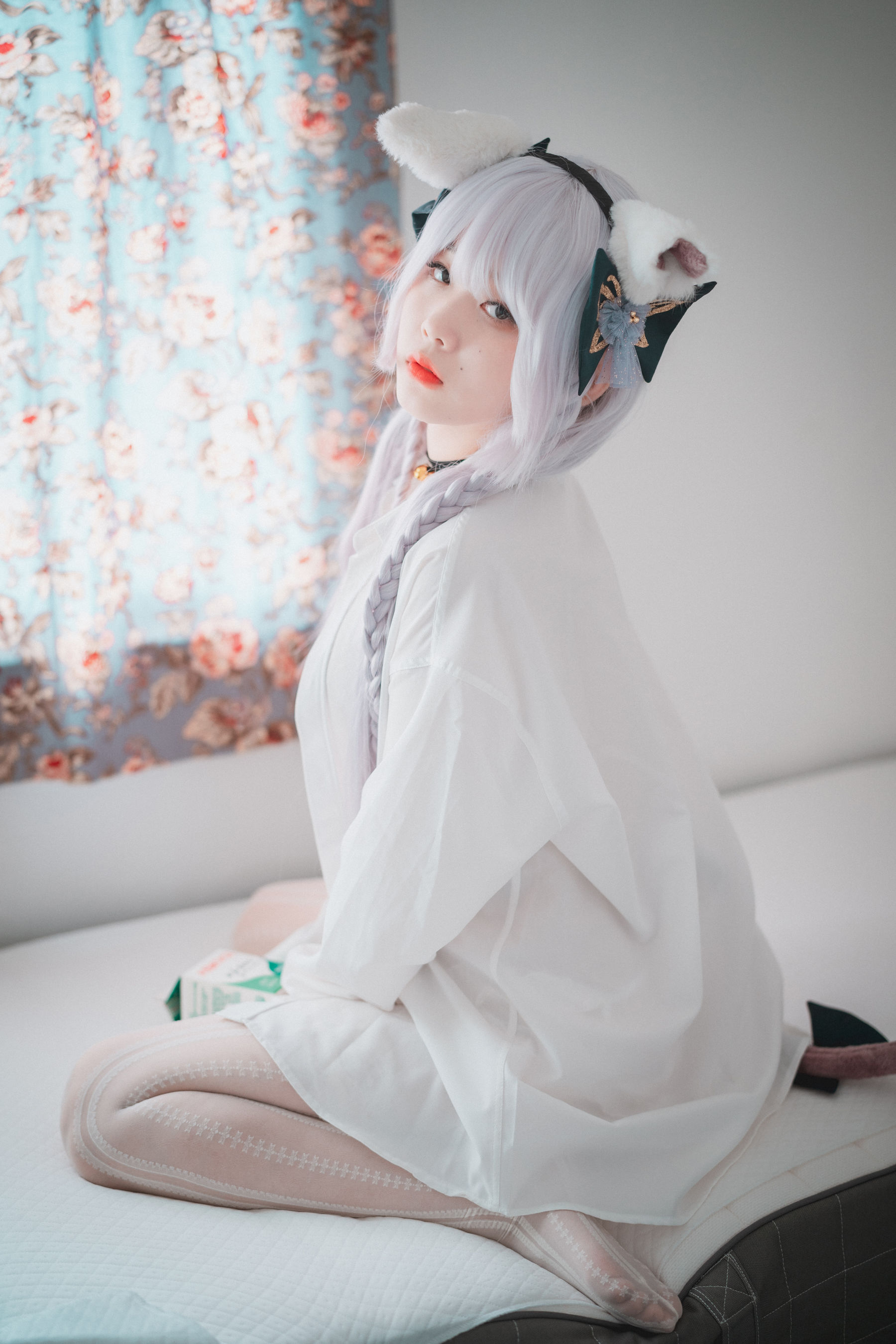 [DJAWA] Zia – Perrault The Milk Thief [69P]