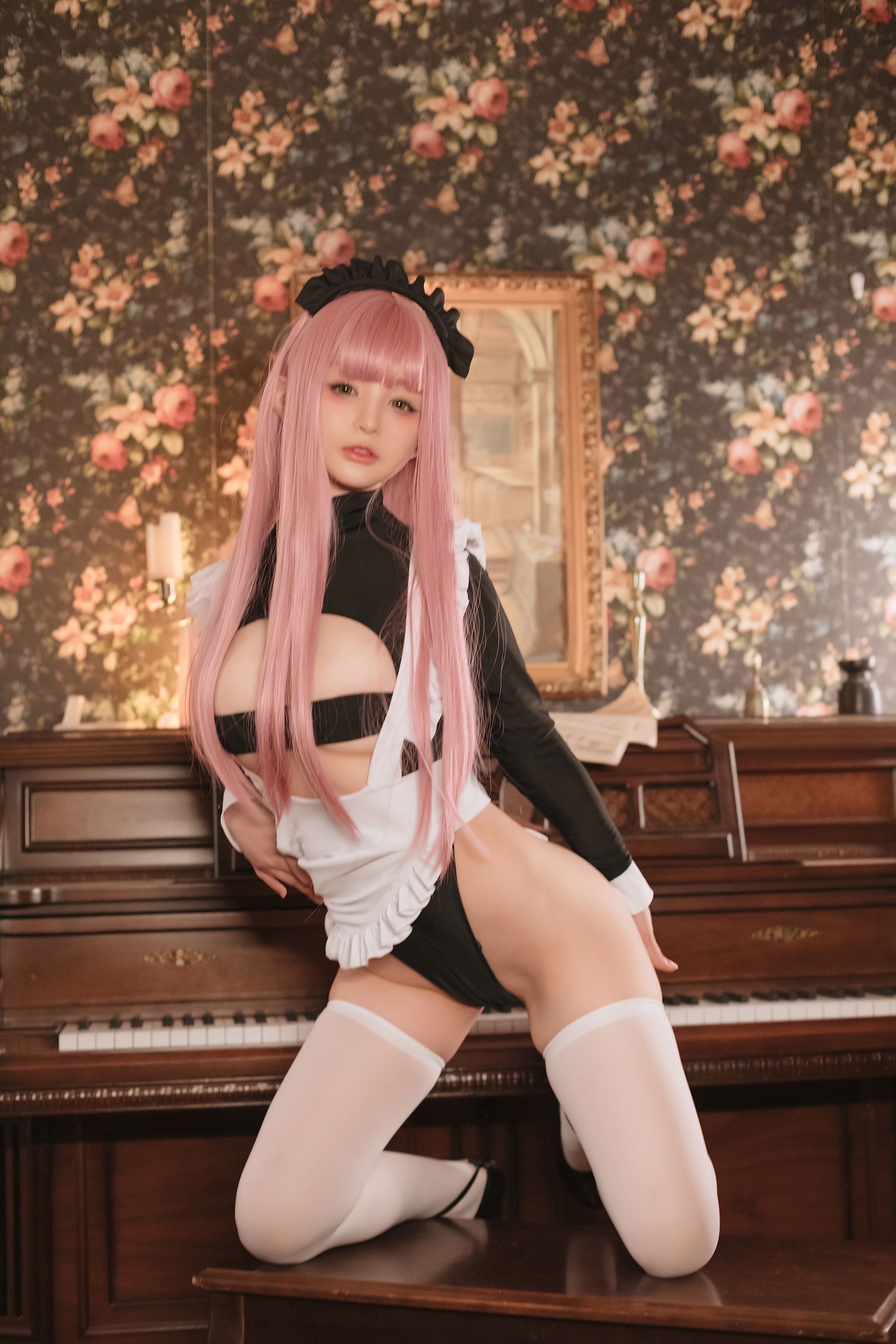 [COSPLAY] 桜井宁宁 – 复古女仆