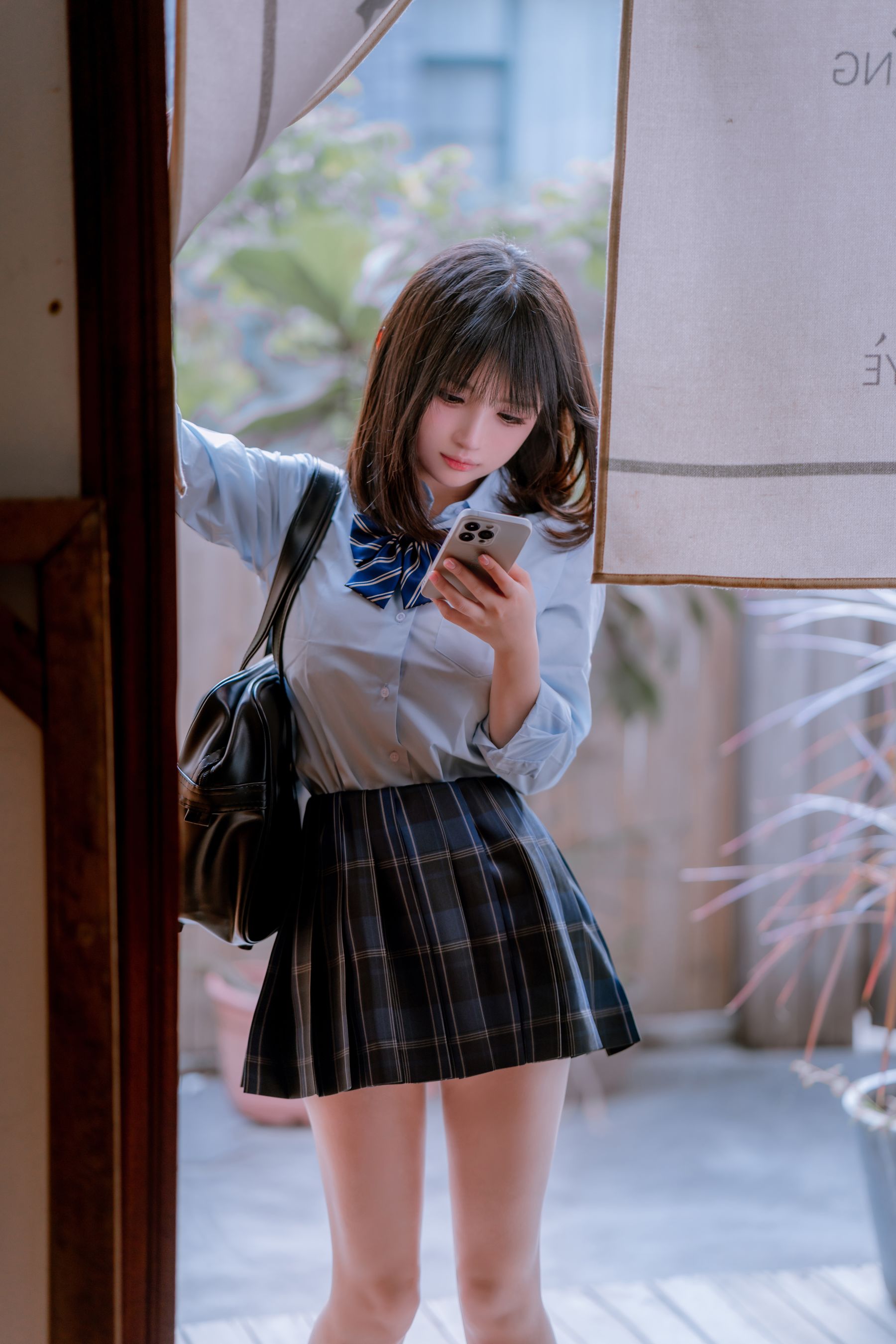 [COSPLAY] 桜井宁宁 – JK之居家