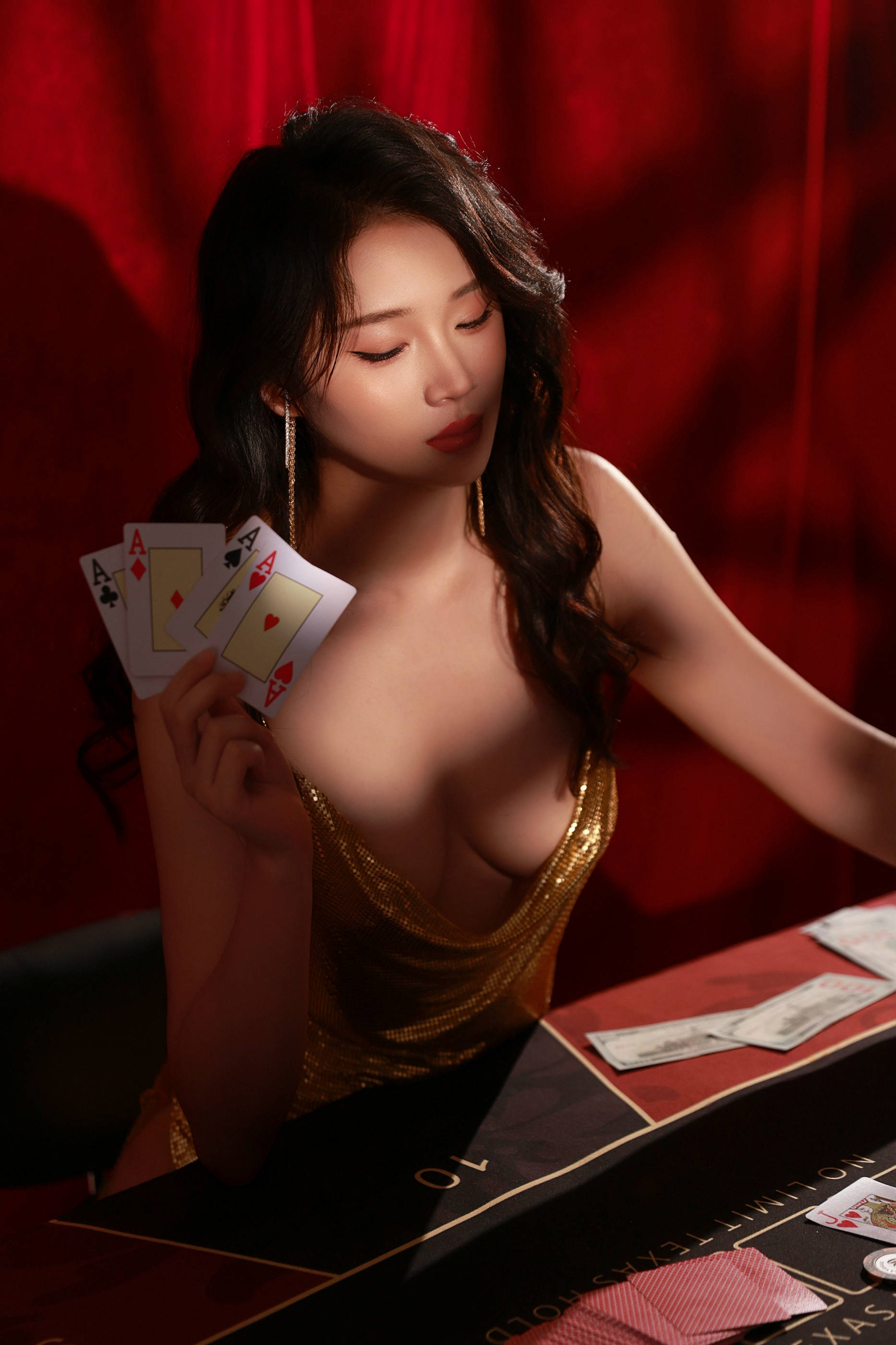 [秀人内购] 南乔 诱人私拍福利 赌场