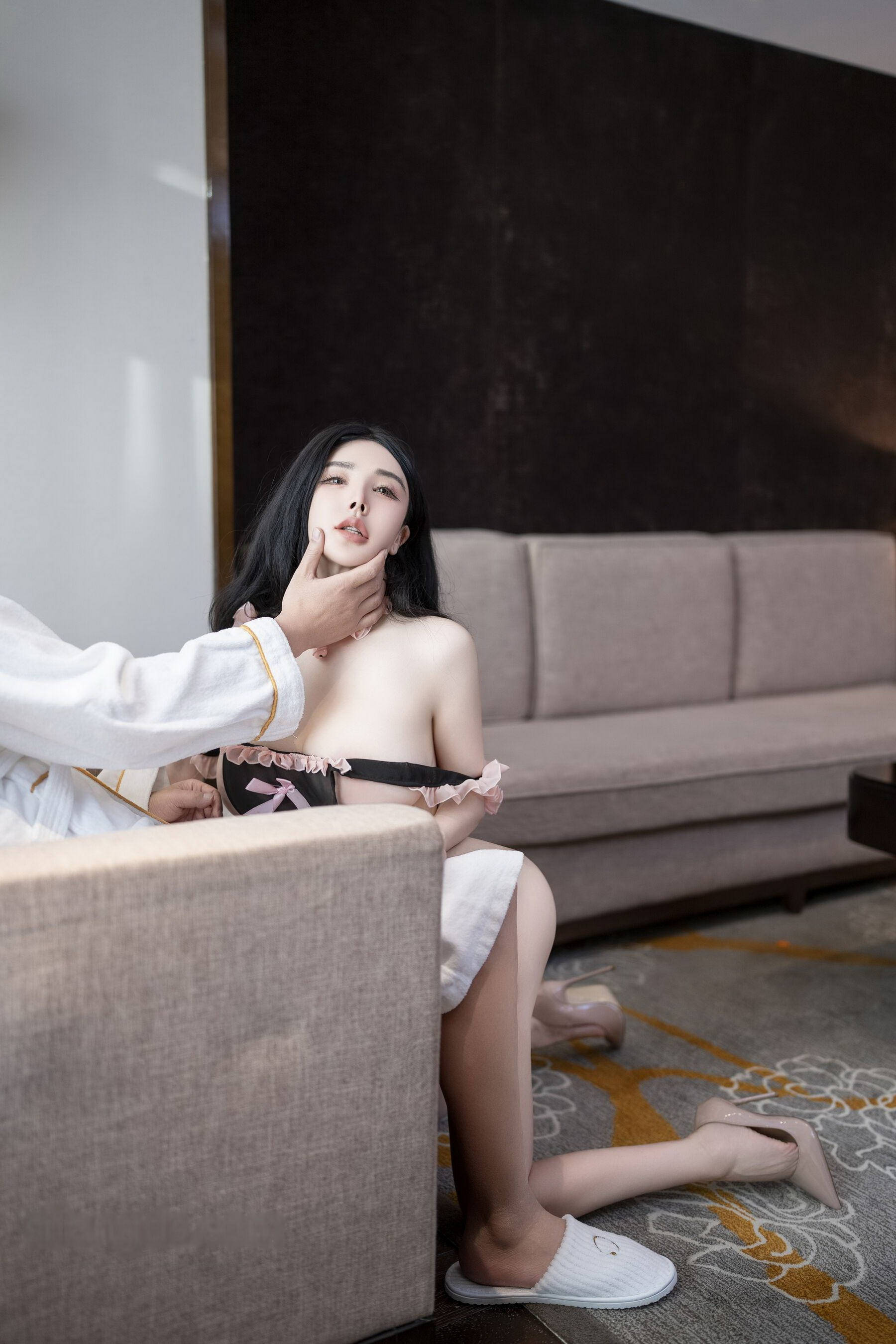 [秀人内购] 潘思沁 诱人私拍福利 女仆