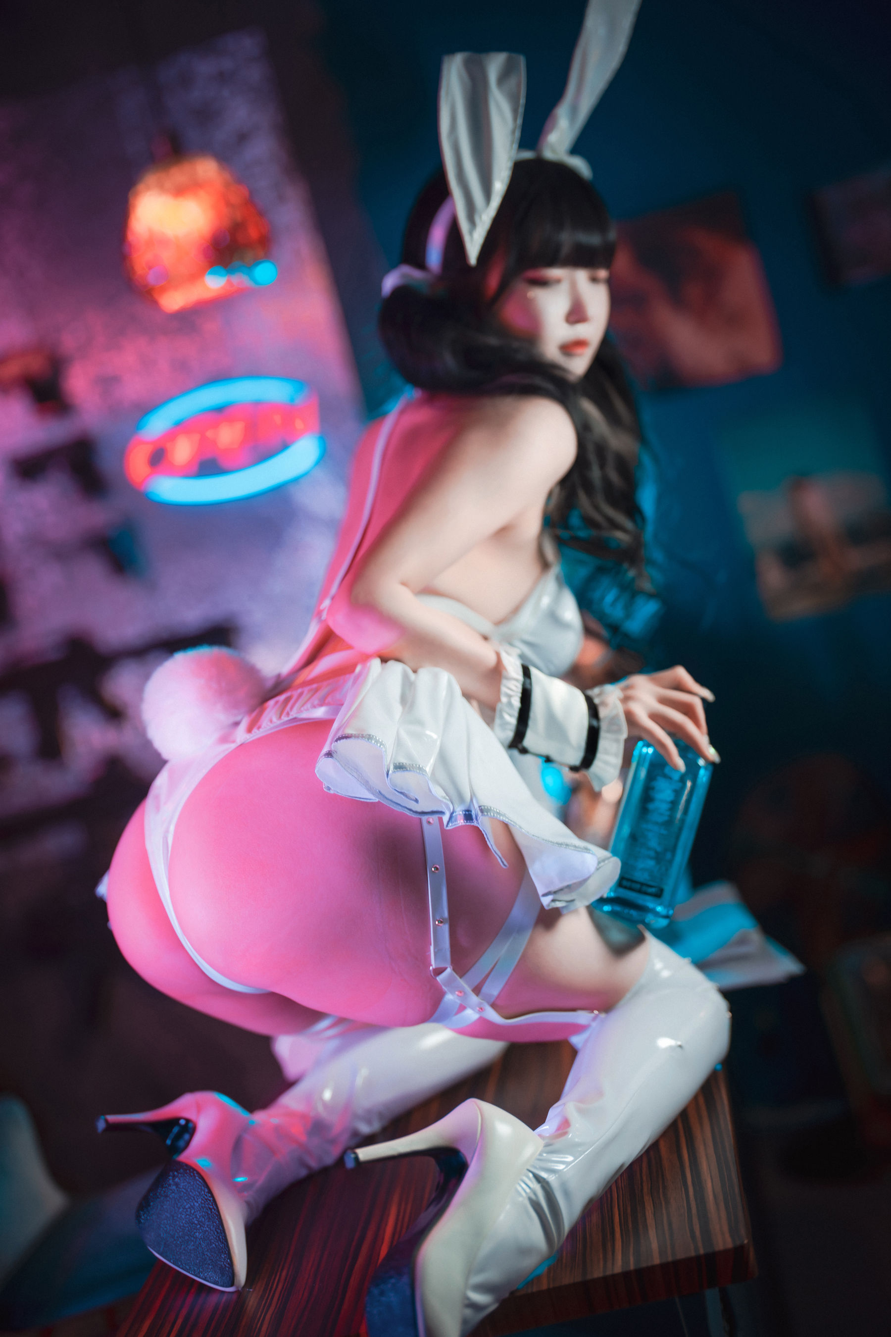 [DJAWA] Aram – Tame Your Bunny [164P]